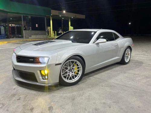 Silver Chevrolet Camaro - ARC-8 in Hyper Silver