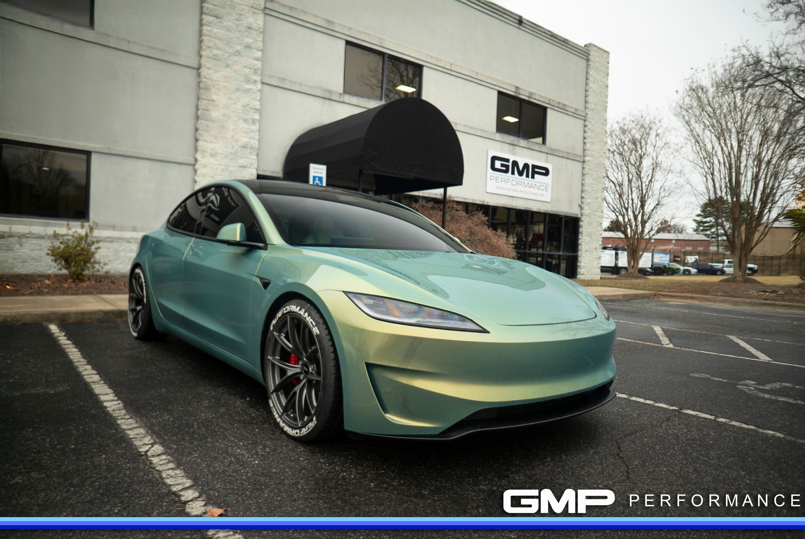 Green Tesla Model 3 with 19" VS-5RS Apex wheels in Brushed Clear
