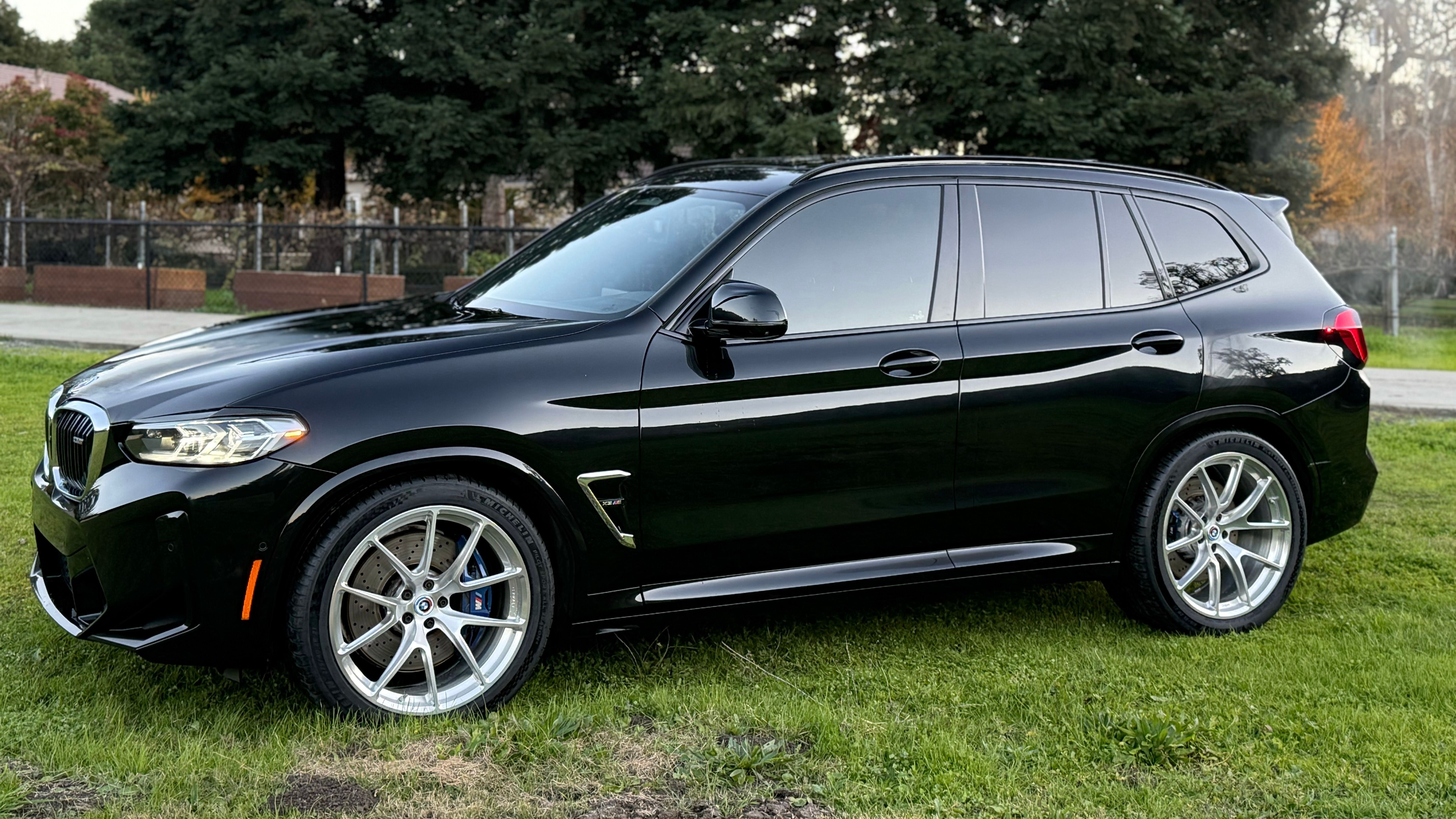 Black BMW X3M - VS-5RX in Brushed Clear