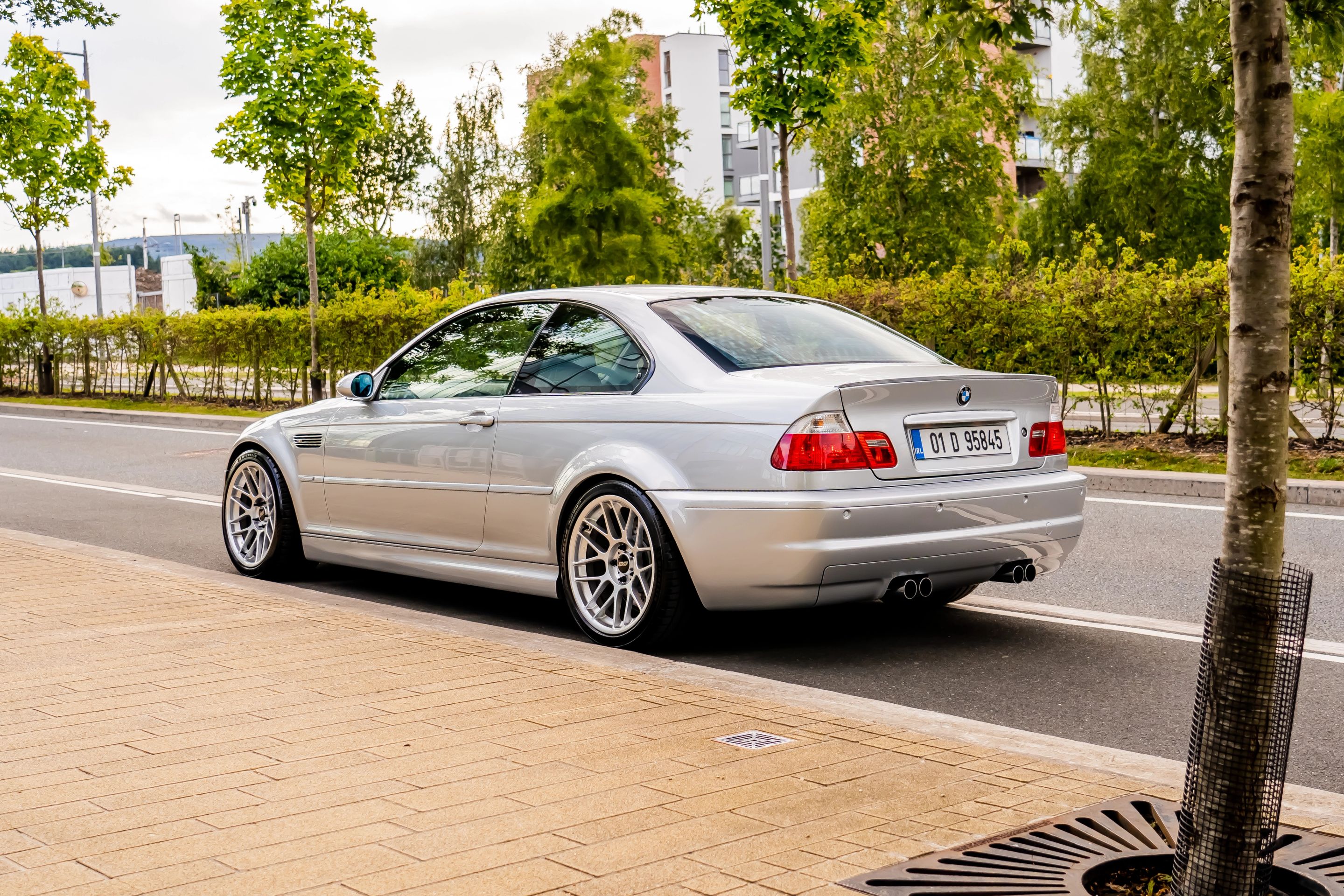 Silver BMW E46 M3 with 18" ARC-8 Apex wheels in Race Silver
