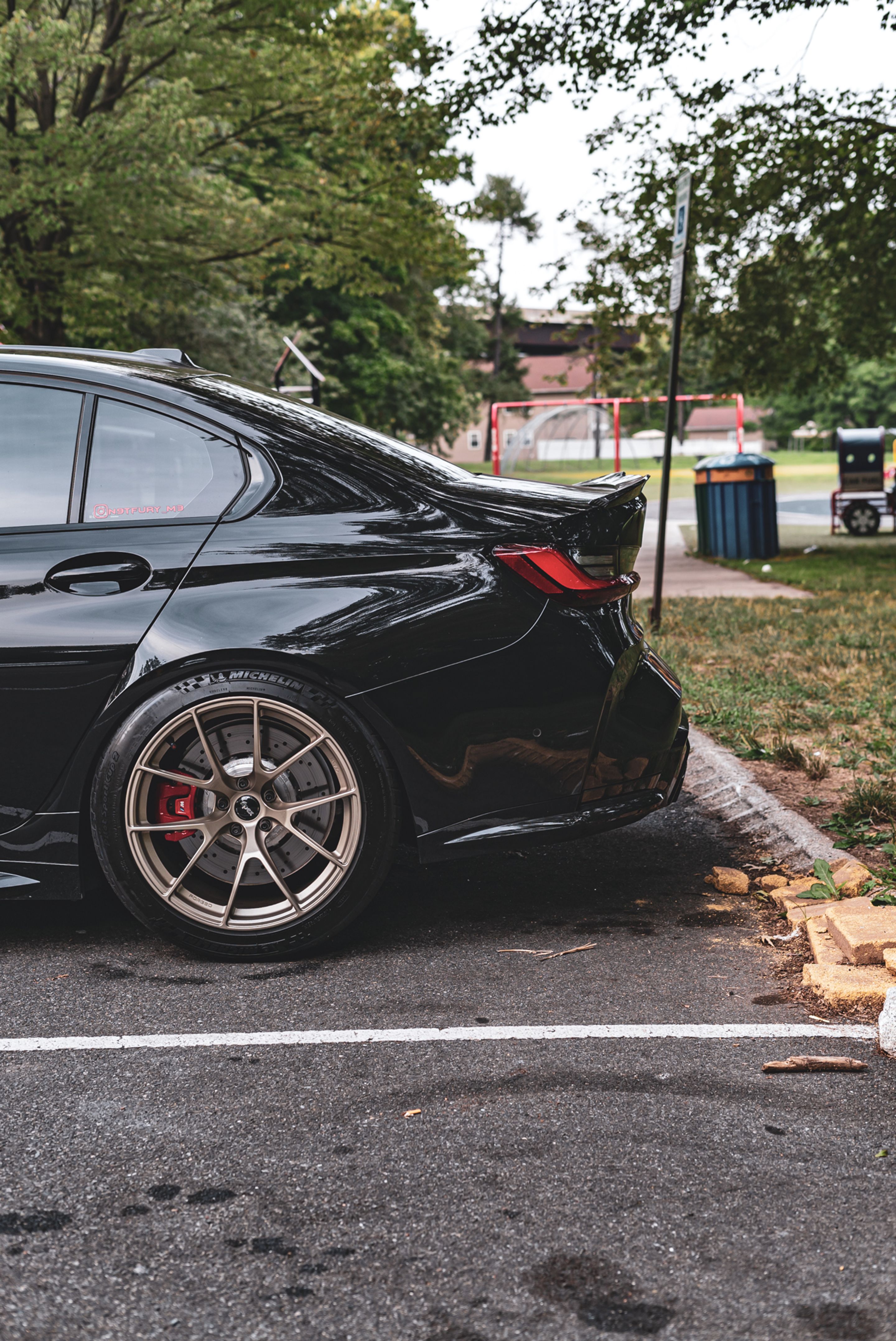 Black BMW G80 M3 with 19" VS-5RS Apex wheels in Motorsport Gold