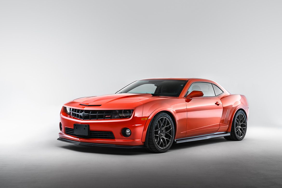 Black Chevrolet 6th Gen Camaro SS with 19" ARC-8 Apex wheels in Satin Black