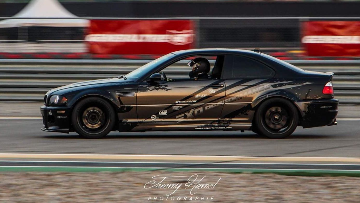Black BMW E46 M3 with 18" ARC-8 Apex wheels in Satin Black