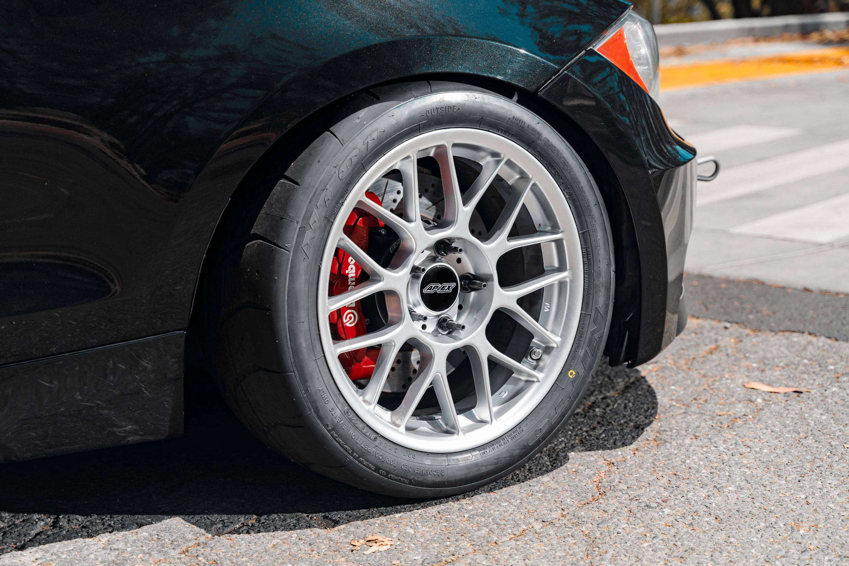 Black BMW E82 Coupe 1 Series with 17" ARC-8 Apex wheels in Race Silver