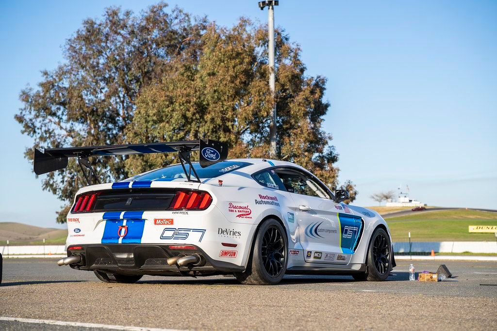 White Ford S550 Mustang GT350 with 18" EC-7 Apex wheels in Satin Black