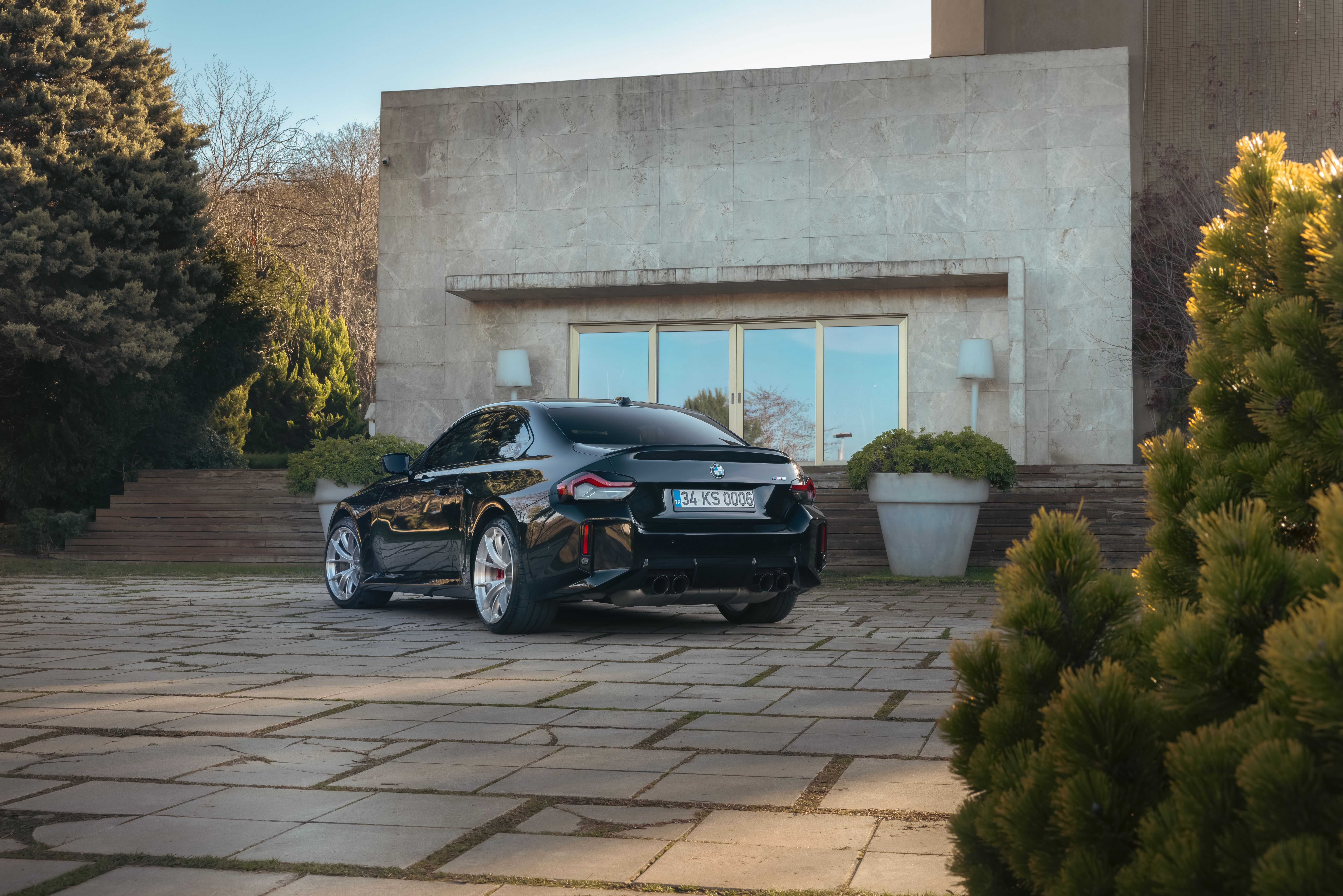 Black BMW G87 M2 with 19"/20" VS-5RS Apex wheels in Brushed Clear