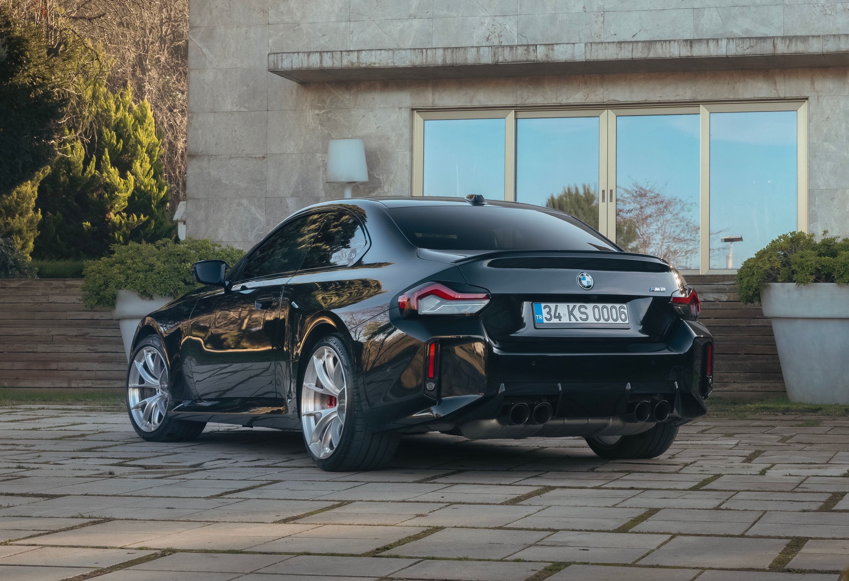Black BMW G87 M2 with 19"/20" VS-5RS Apex wheels in Brushed Clear