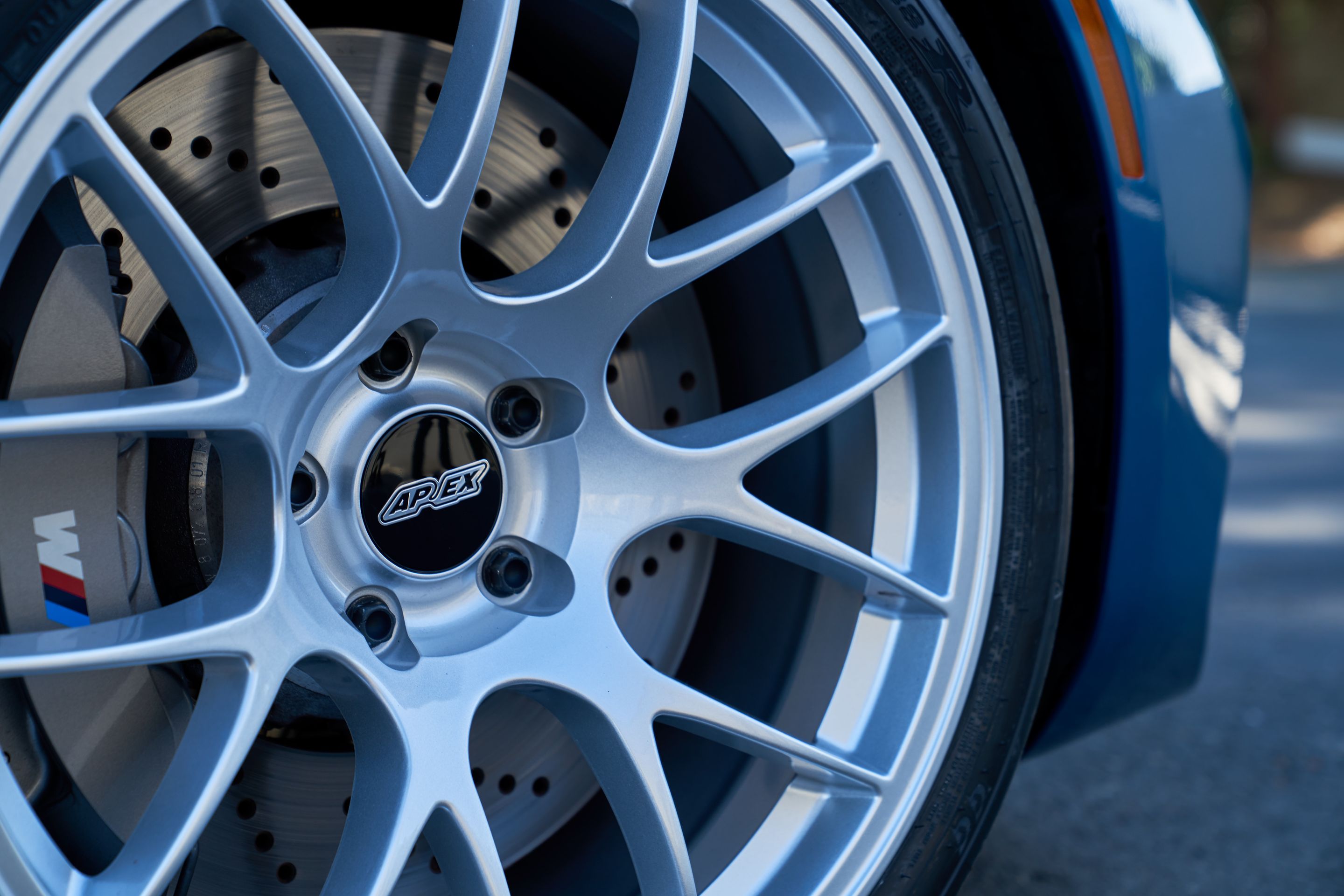 Blue BMW F87 M2 with 19" EC-7 Apex wheels in Race Silver