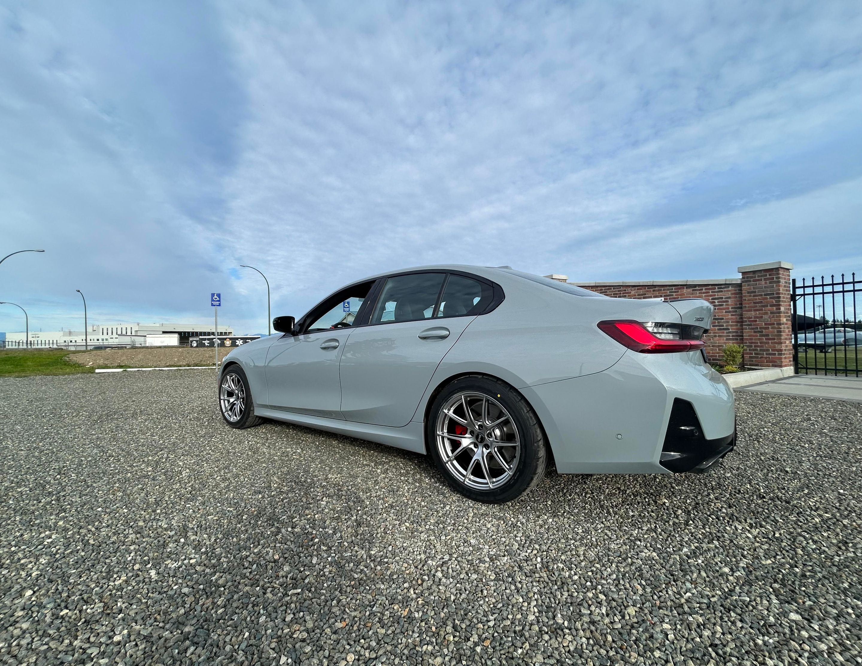 Grey BMW G20 Sedan 3 Series with 18" VS-5 Apex wheels in Hyper Black