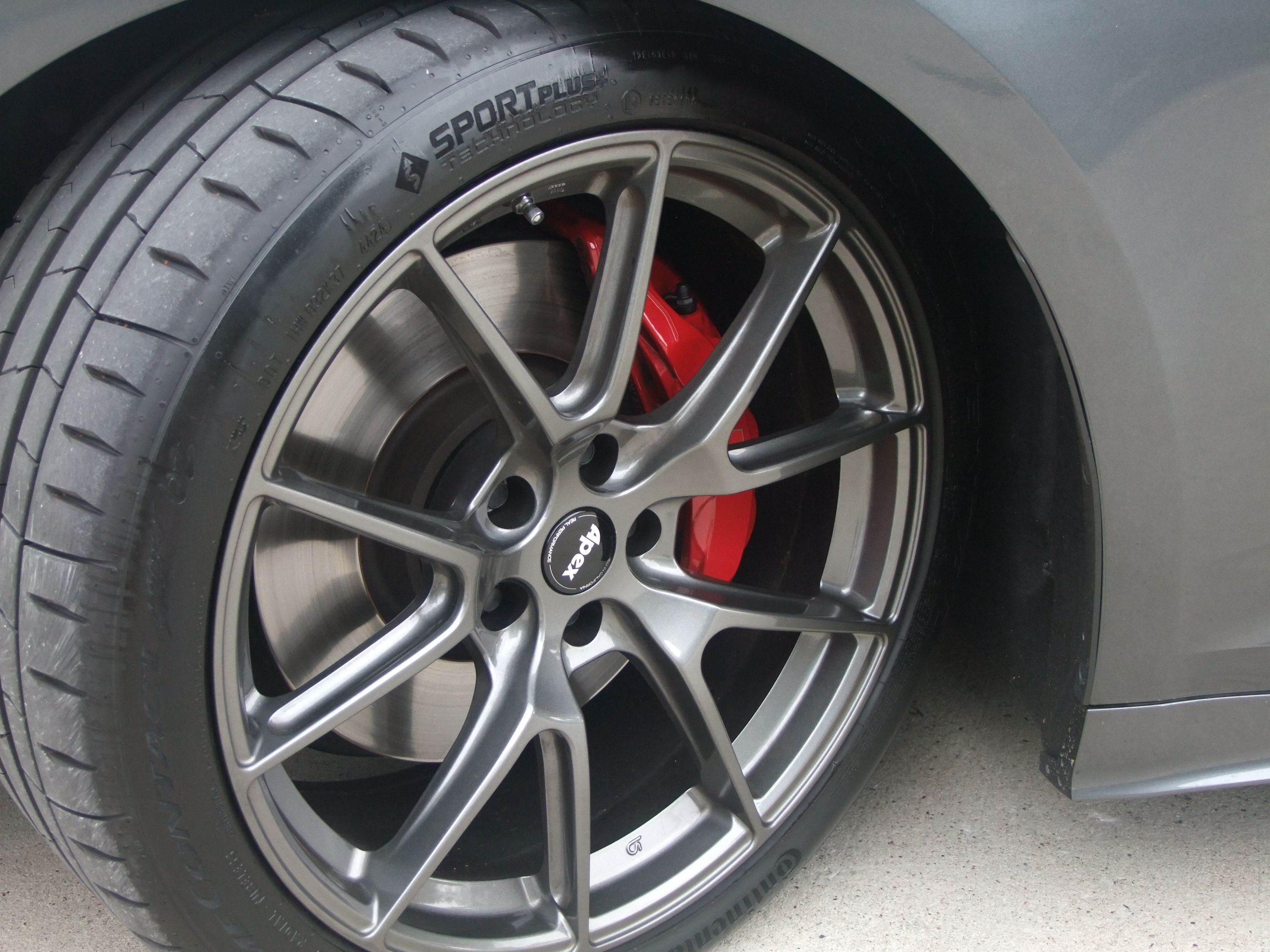 Grey Audi B9 S5 with 19" VS-5 Apex wheels in Anthracite