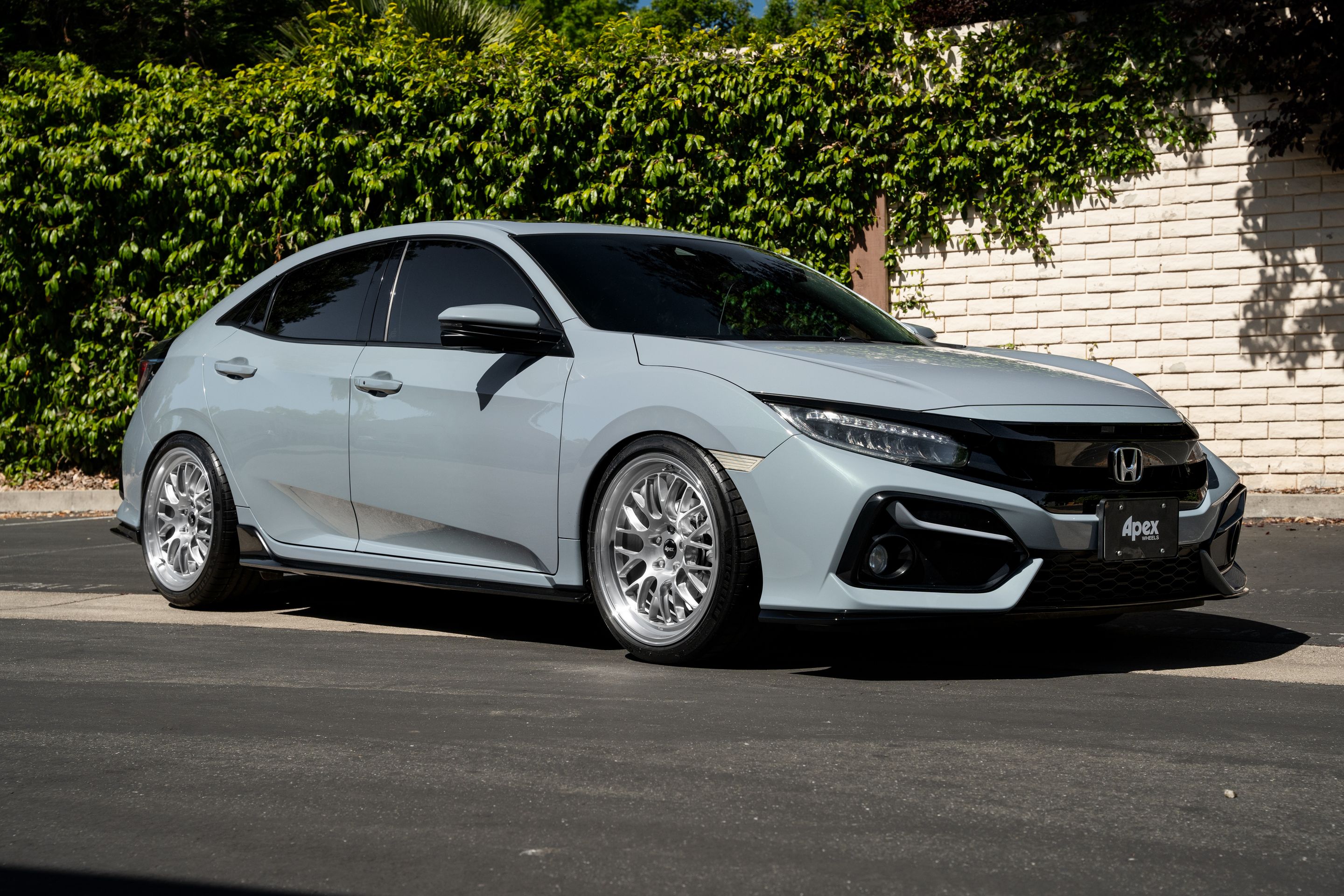 Grey Honda 10th Gen Civic with 19" ML-10RT Apex wheels in Machined Lip Brushed Clear