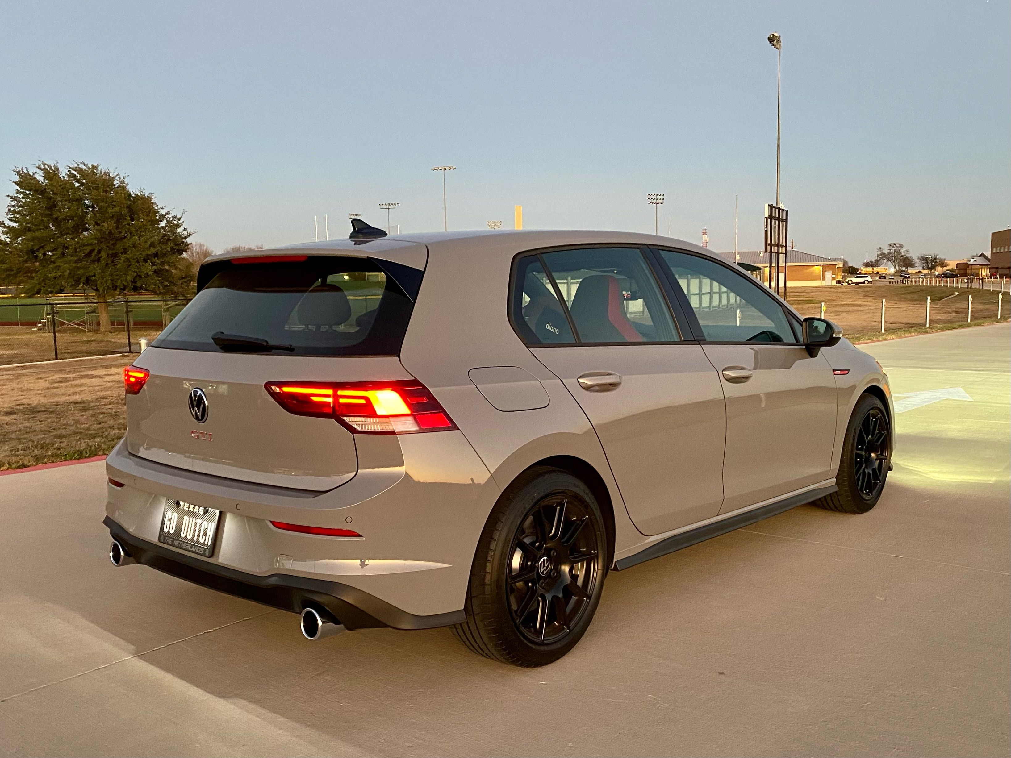 VW MK8 GTI with 17