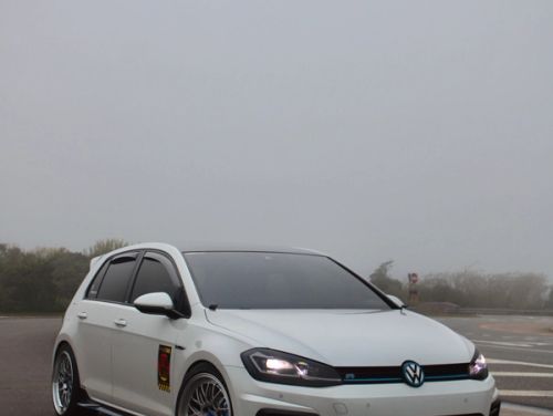 White VW Golf R - ML-10RT in Machined Lip Brushed Clear