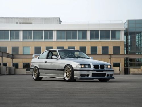 Silver BMW 3 Series - ML-10RT in Machined Lip Gloss Motorsport Gold