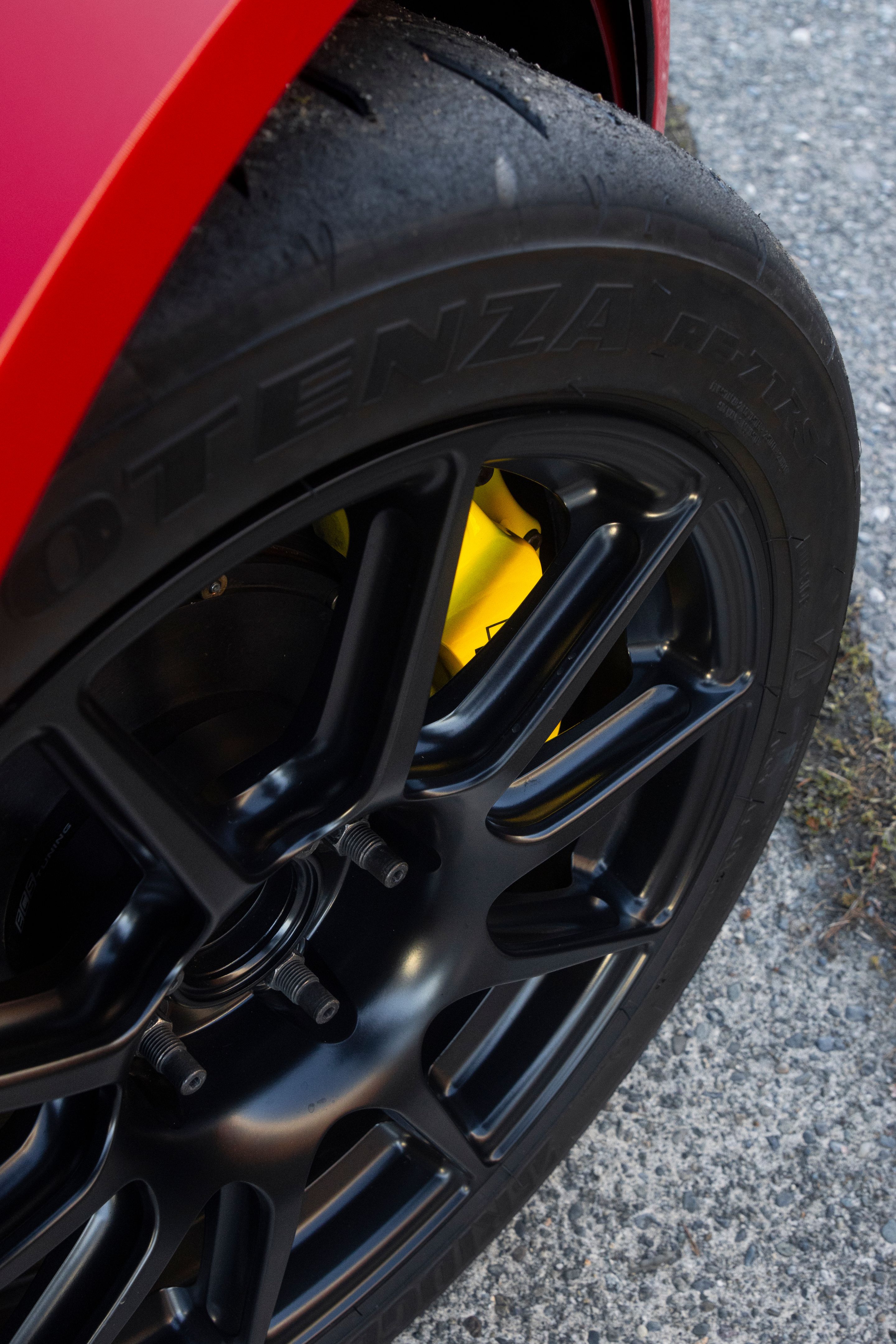 Red VW MK5 Golf with 17" SM-10 Apex wheels in Satin Black