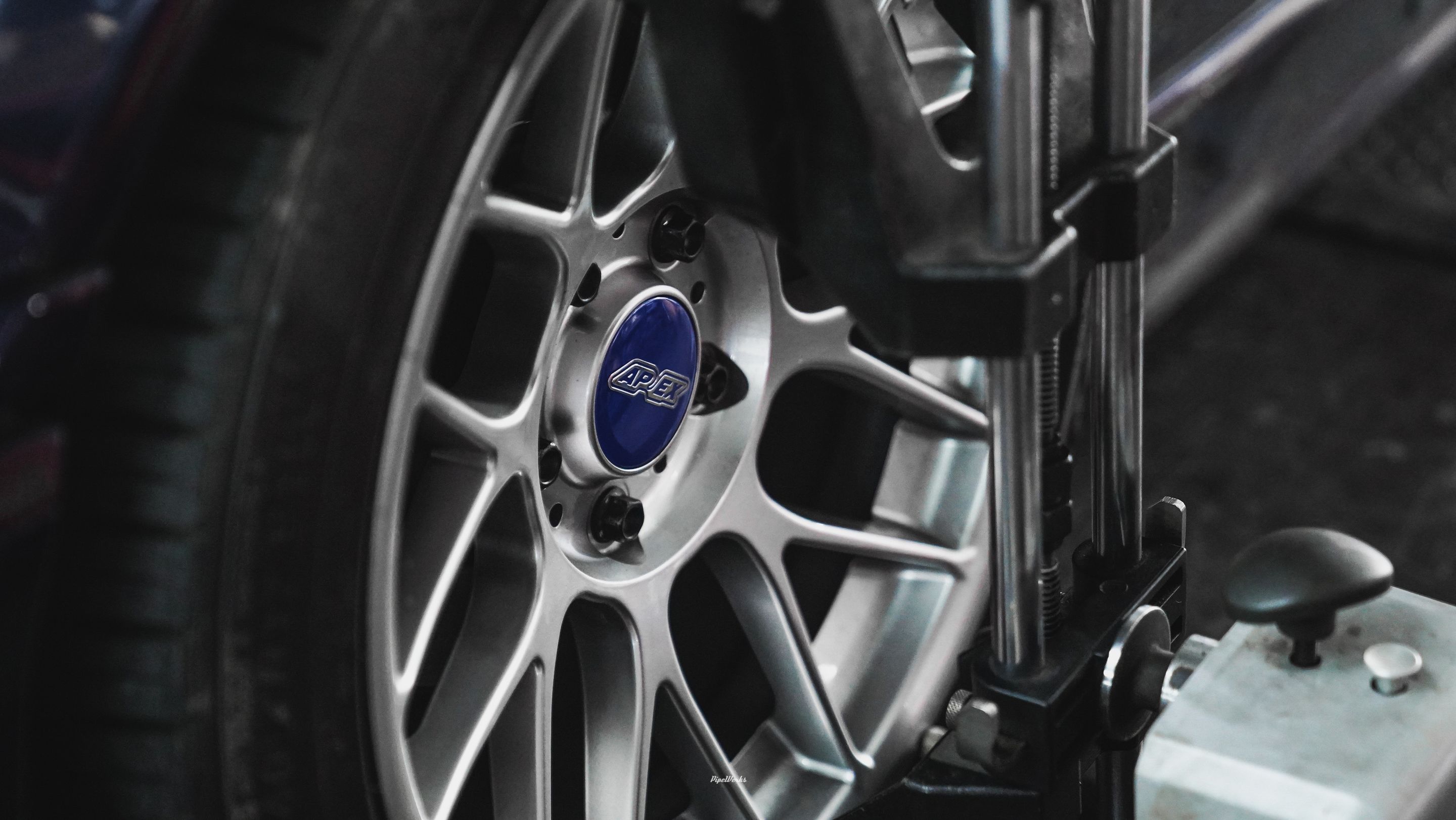 Blue BMW E36 3 Series with 17" ARC-8 Apex wheels in Hyper Silver