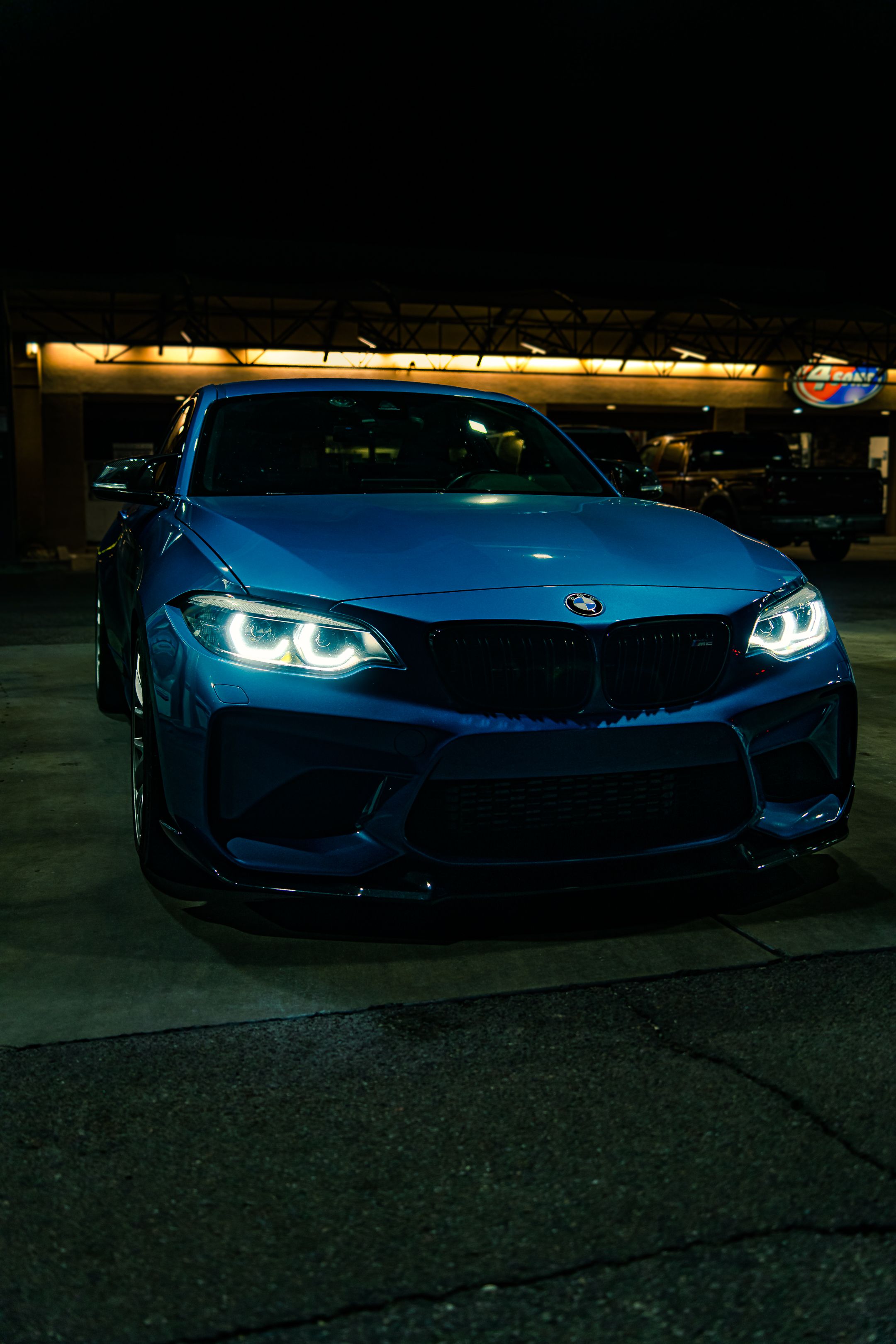 Blue BMW F87 M2 with 19" EC-7 Apex wheels in Race Silver