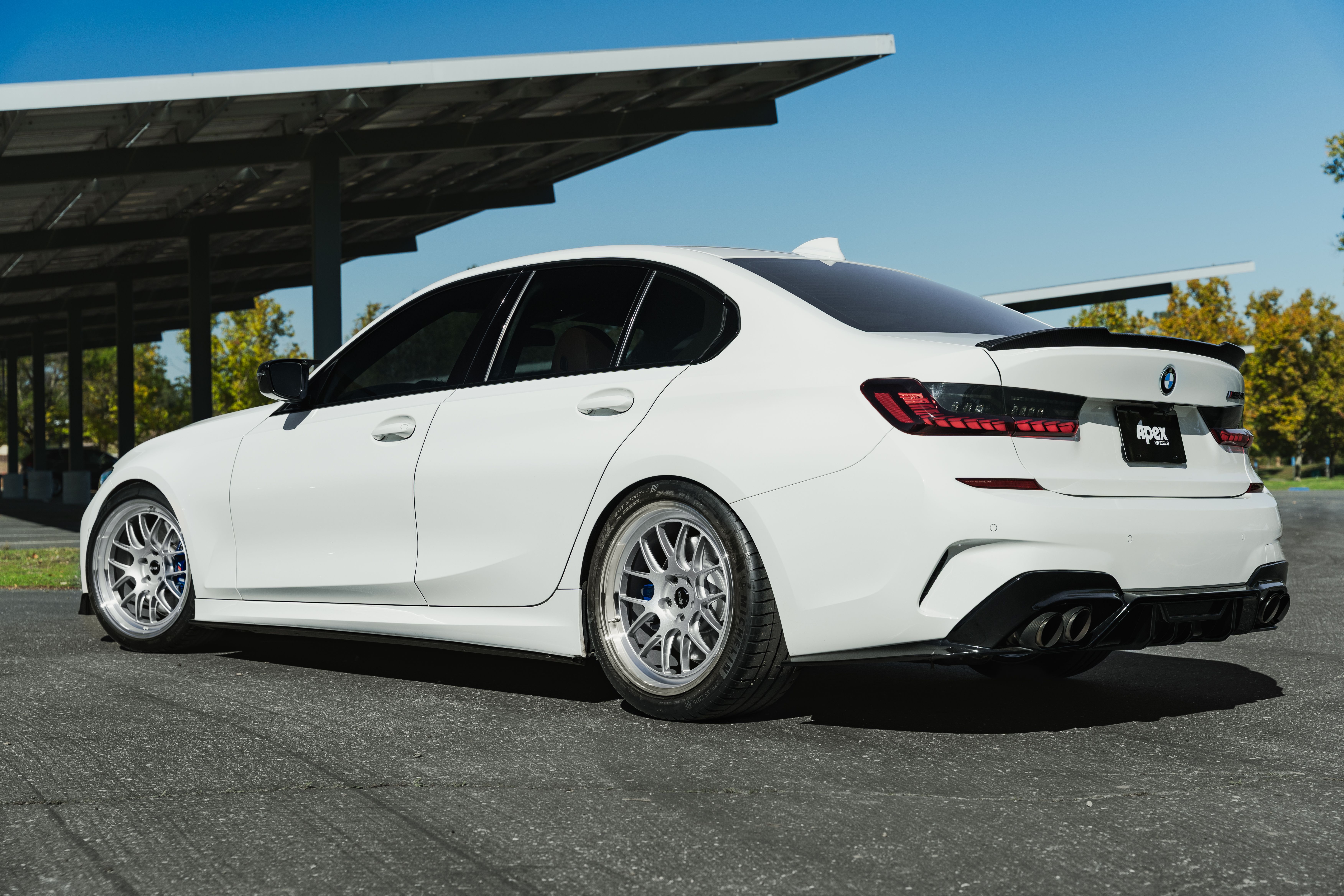 BMW G20 Sedan 3 Series with 19