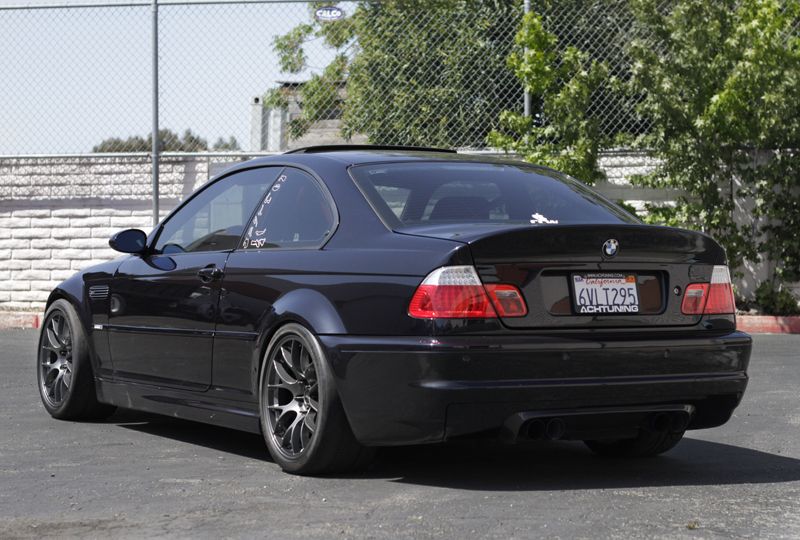 Black BMW E46 M3 with 18" EC-7 Apex wheels in Anthracite