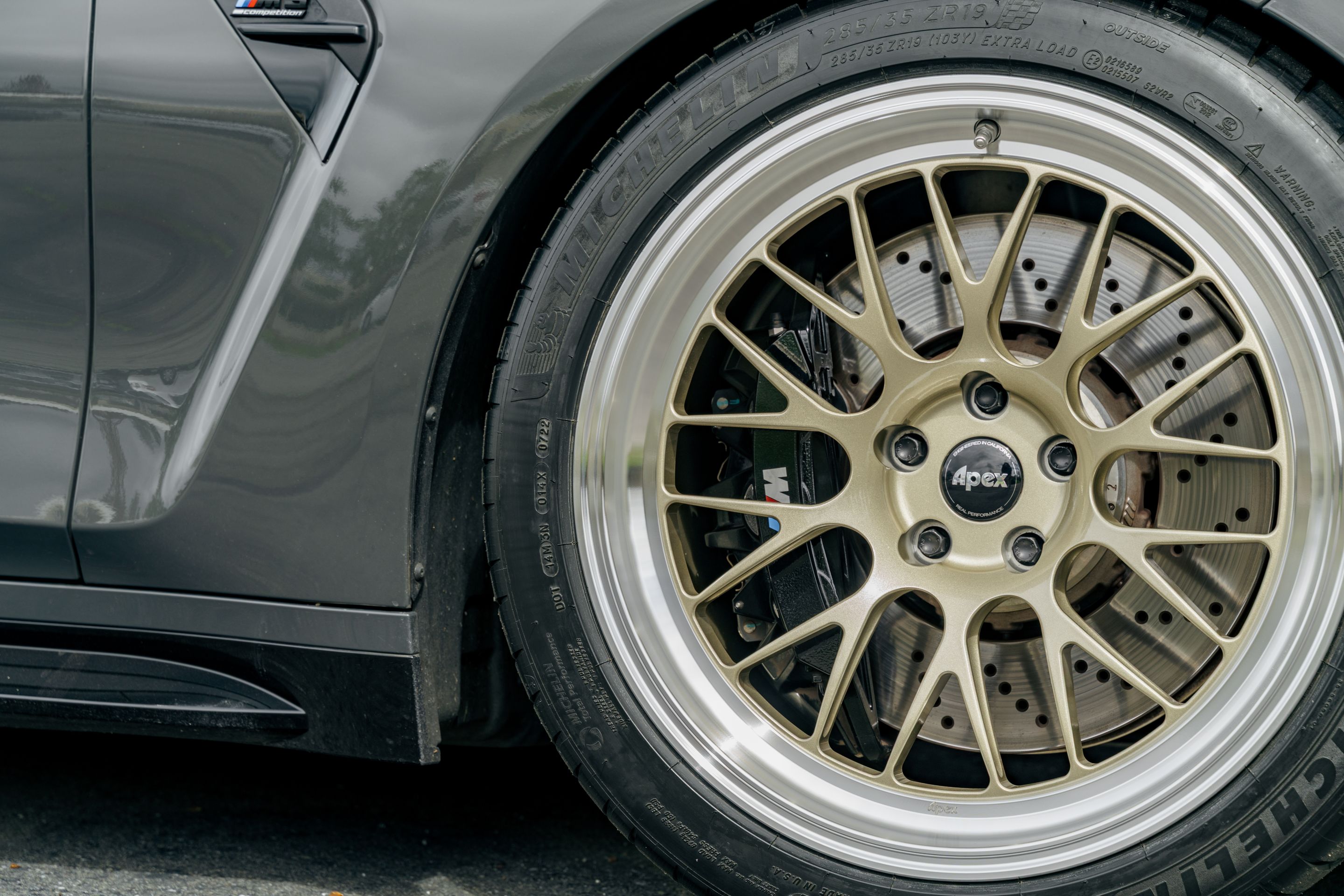 Grey BMW G80 M3 with 19"/20" ML-10RT Apex wheels in Machined Lip Gloss Motorsport Gold