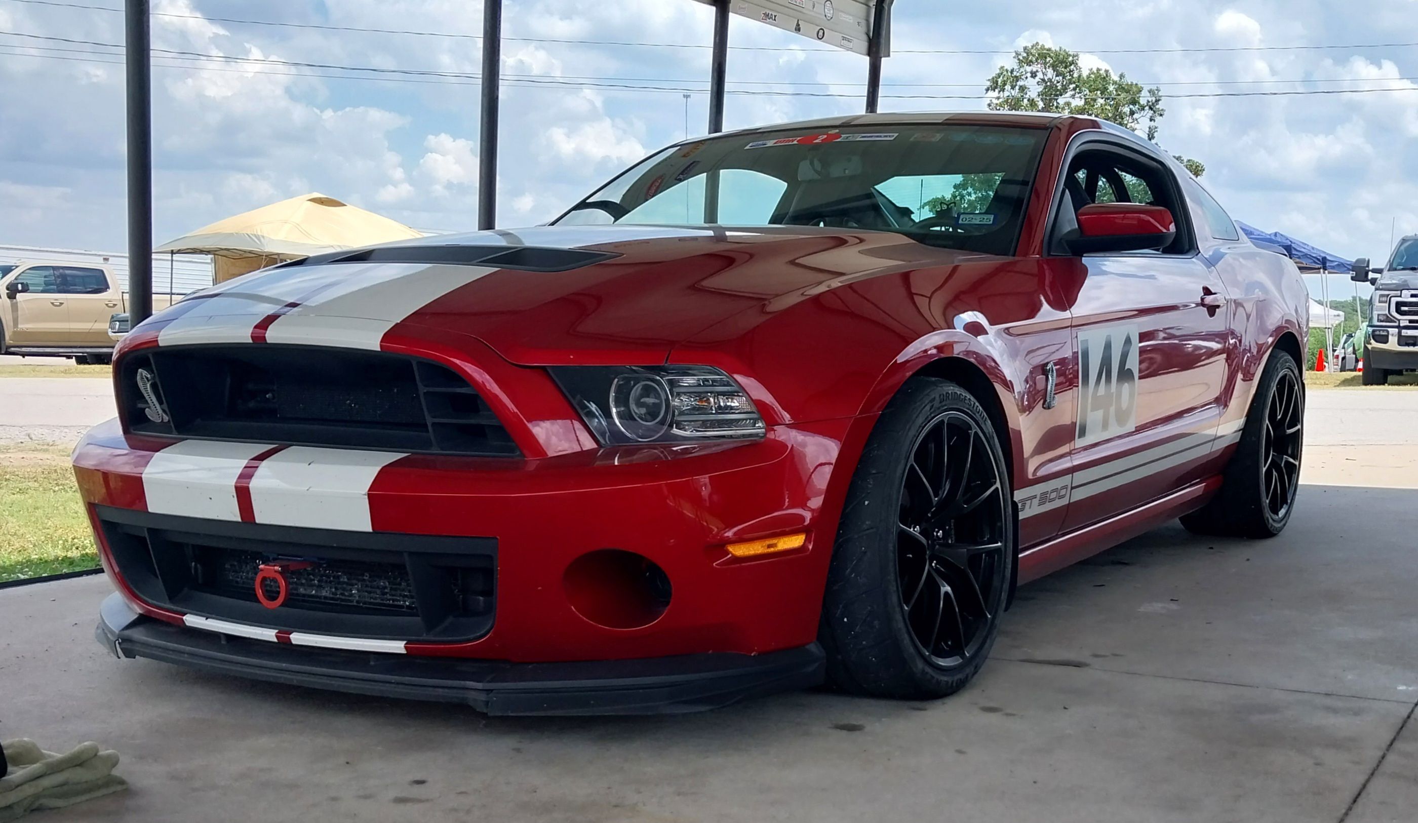 Red Ford Mustang - VS-5RE in Satin Black