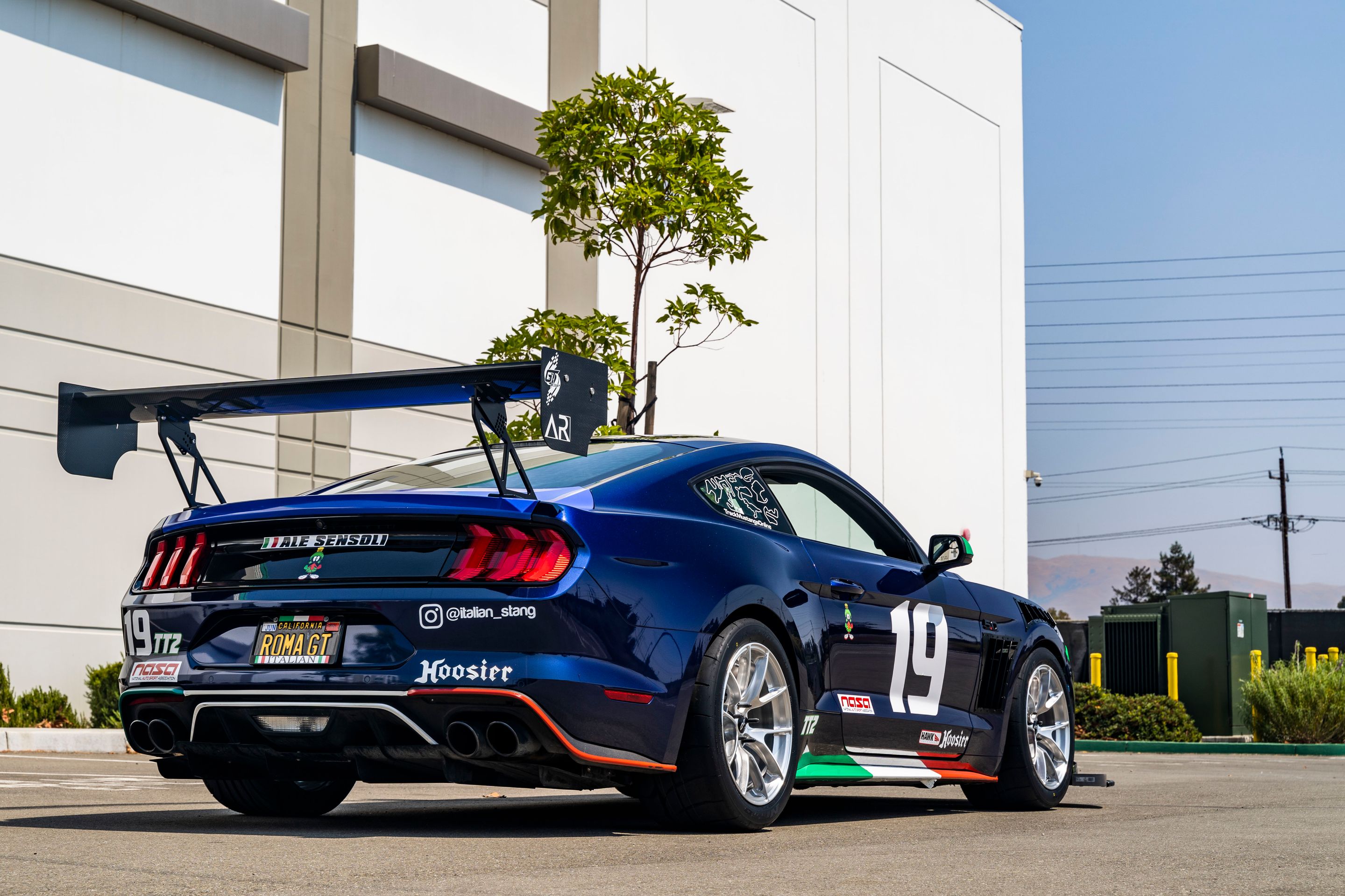 Blue Ford S550 Mustang GT with 18" VS-5RS Apex wheels in Brushed Clear