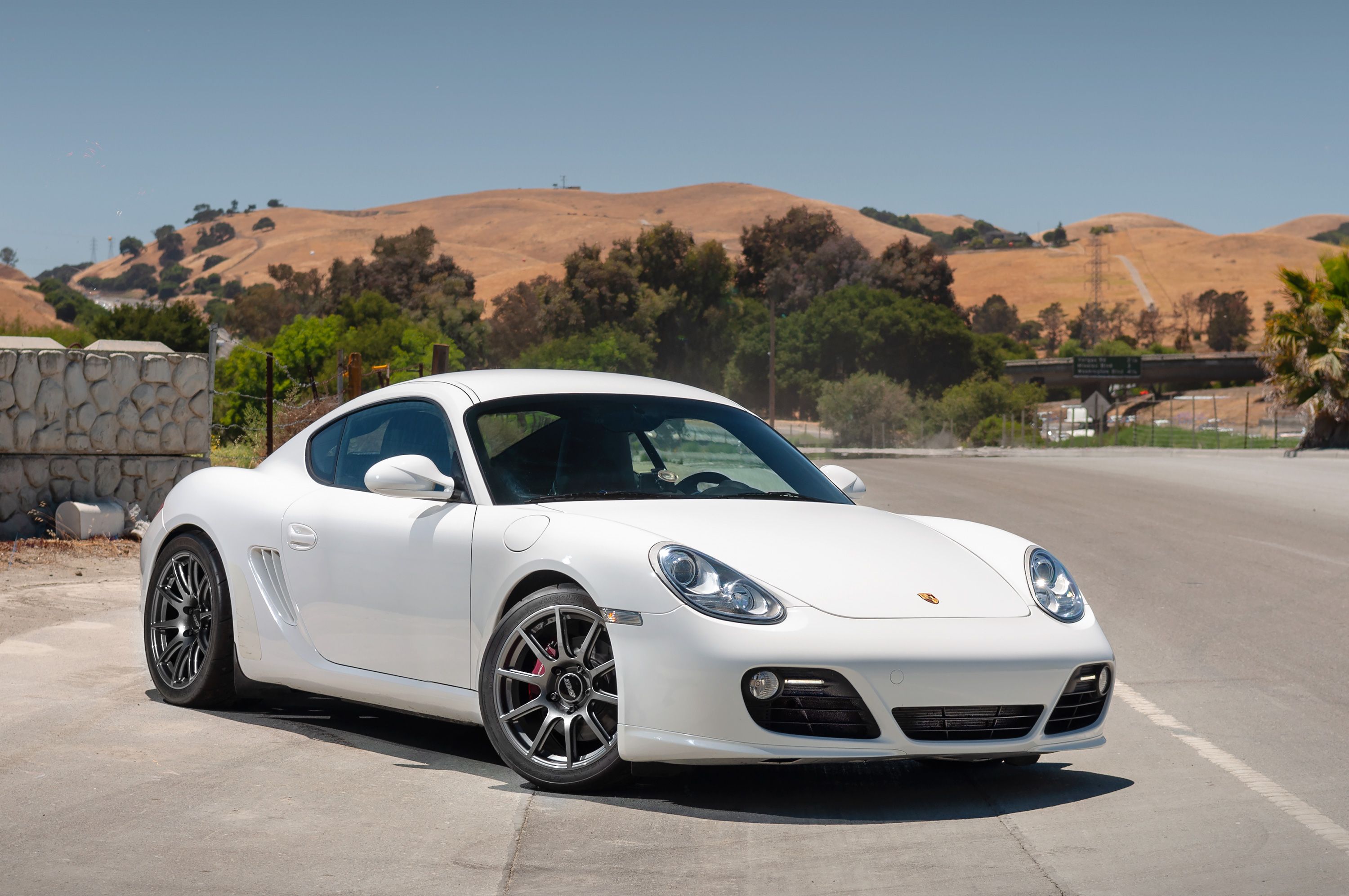 Porsche 987.2 Cayman S Test Fitment