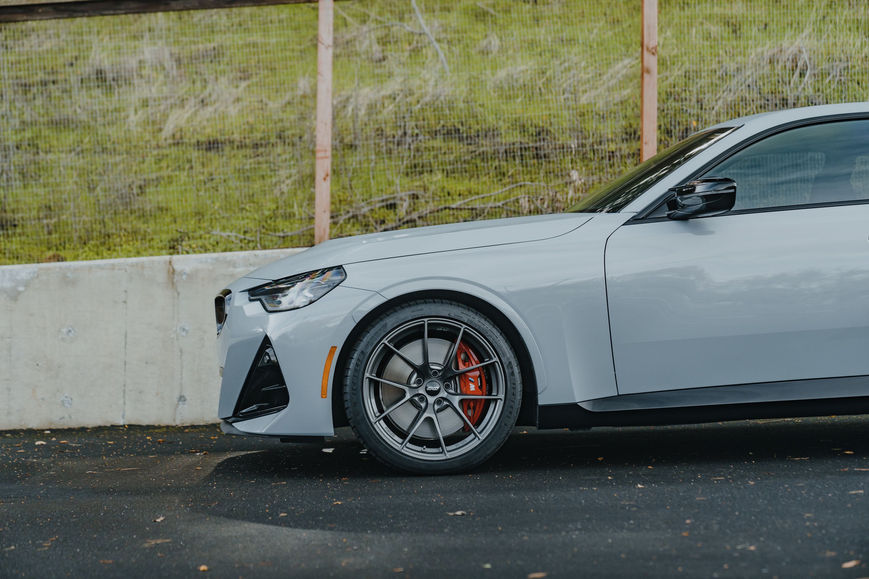 Grey BMW G42 2 Series with 19" VS-5RS Apex wheels in Anthracite