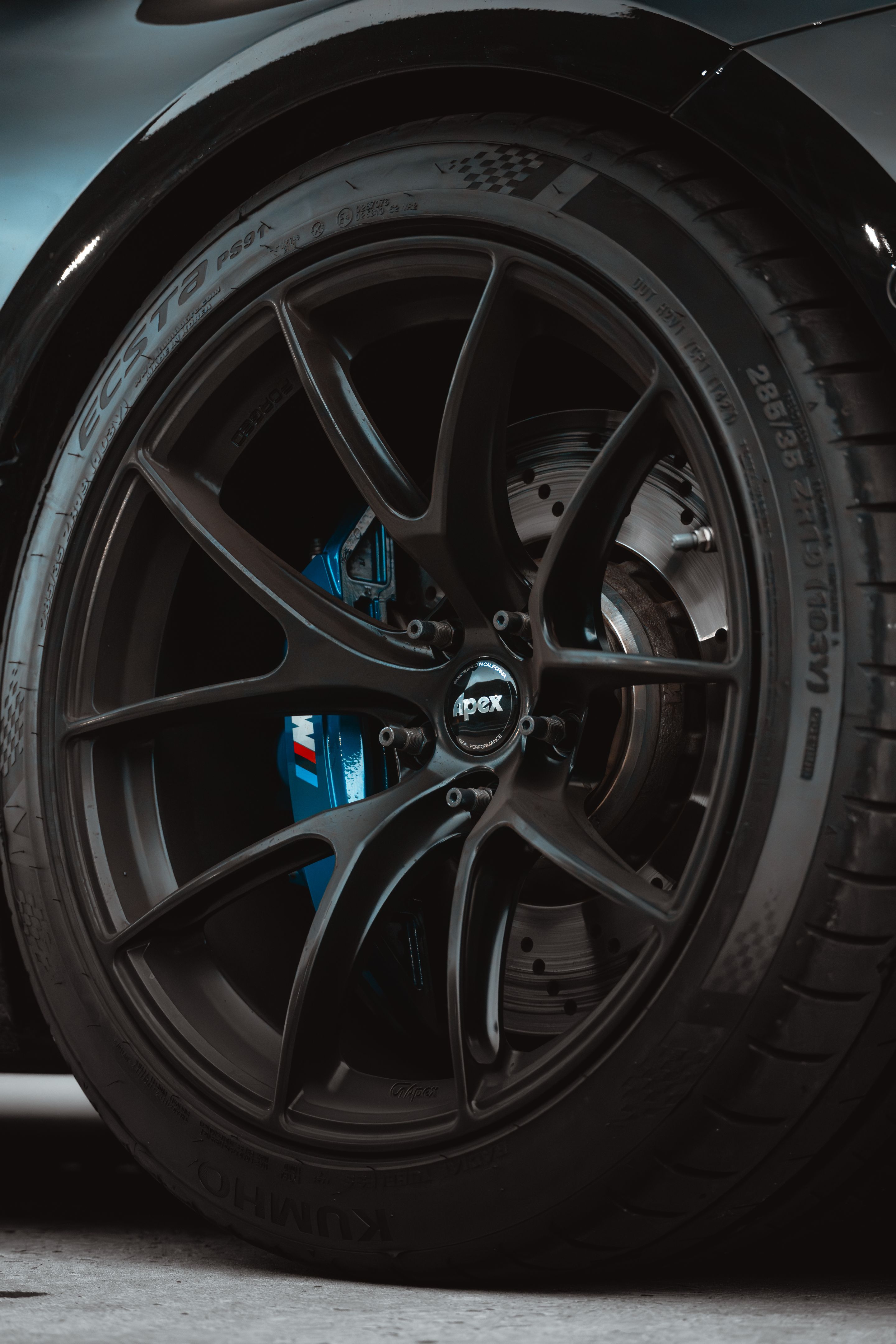 Black BMW G87 M2 with 19" VS-5RS Apex wheels in Satin Black