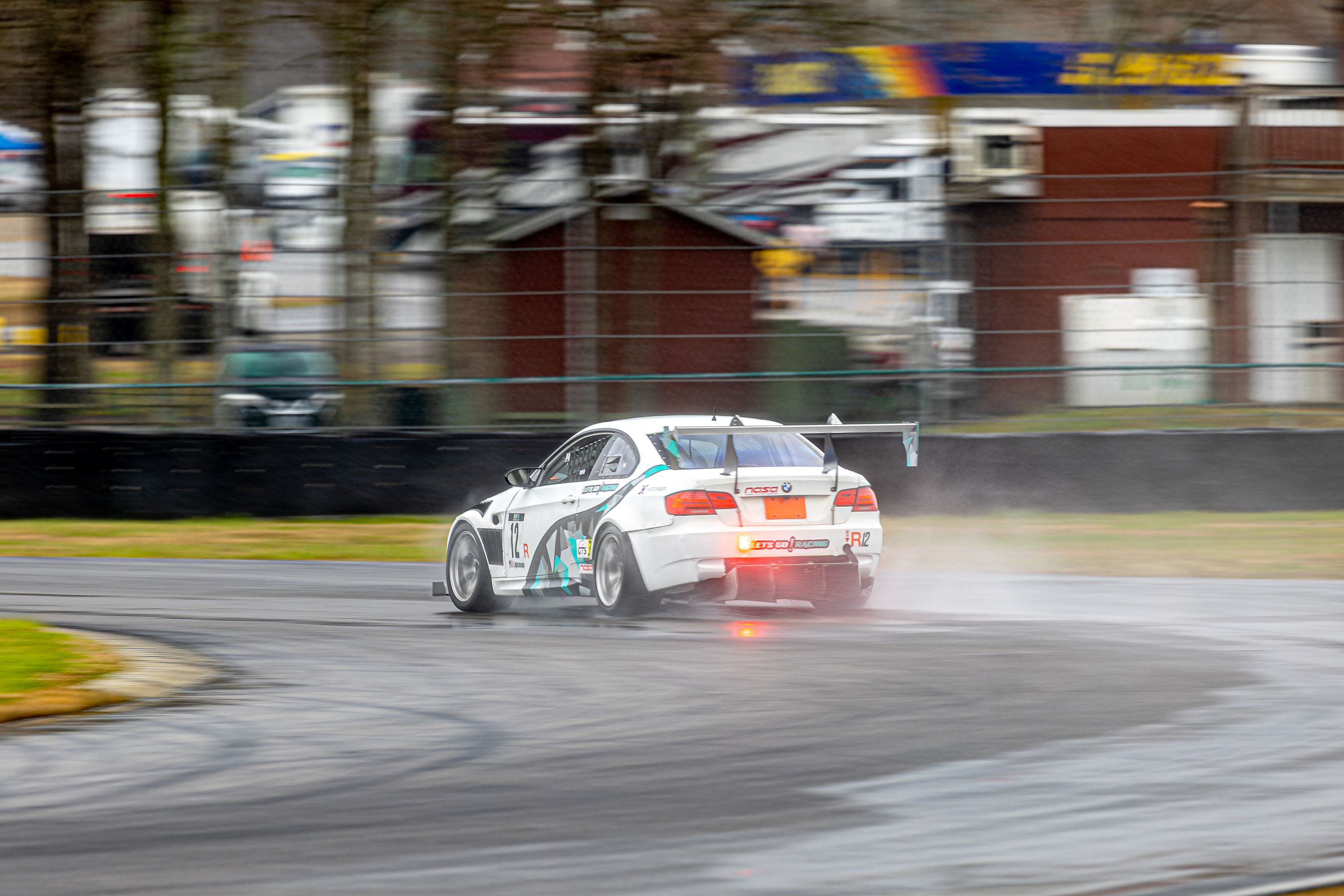 White BMW E92 Coupe M3 with 18" VS-5RS Apex wheels in Brushed Clear