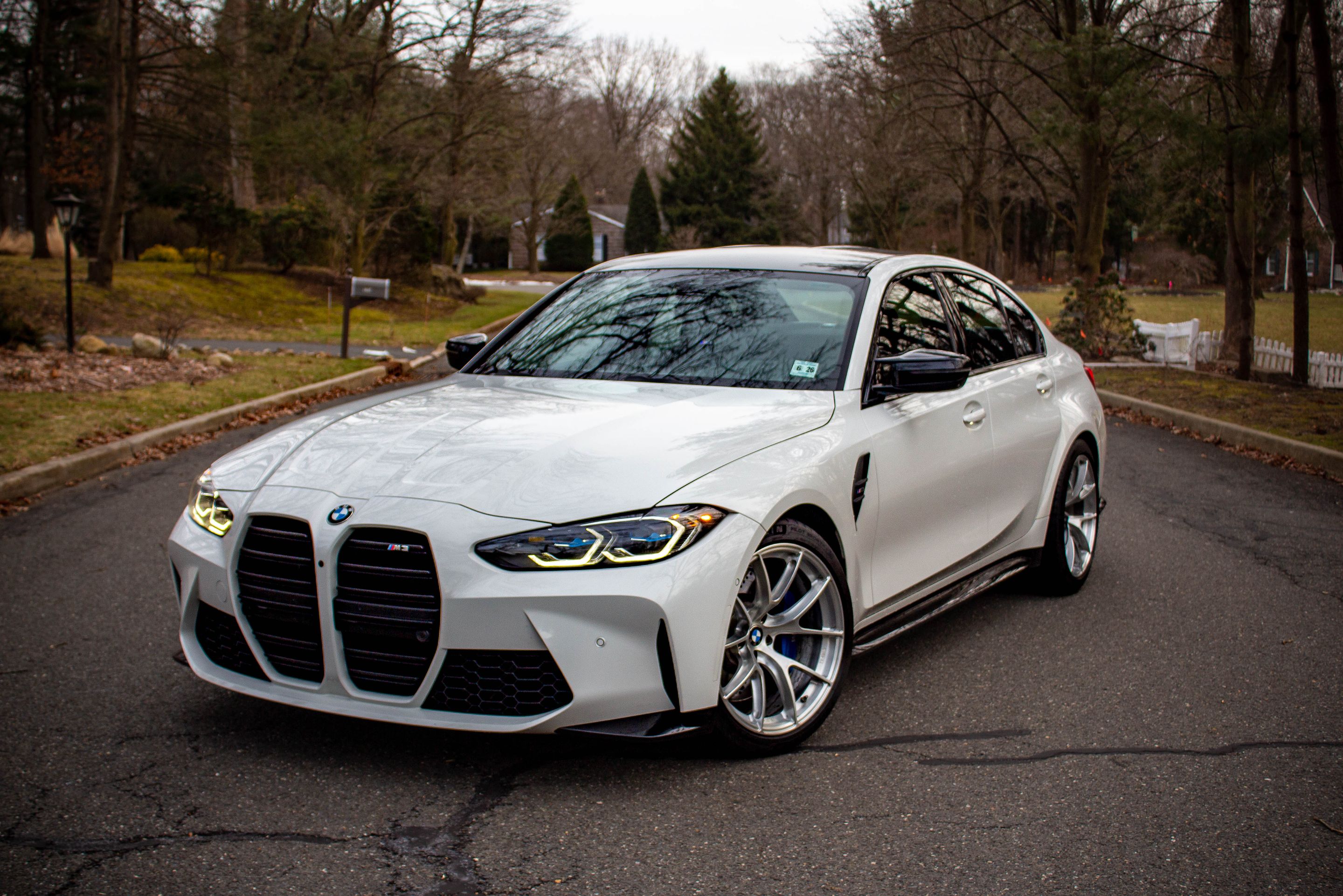 White BMW G80 M3 with 19" VS-5RS Apex wheels in Brushed Clear