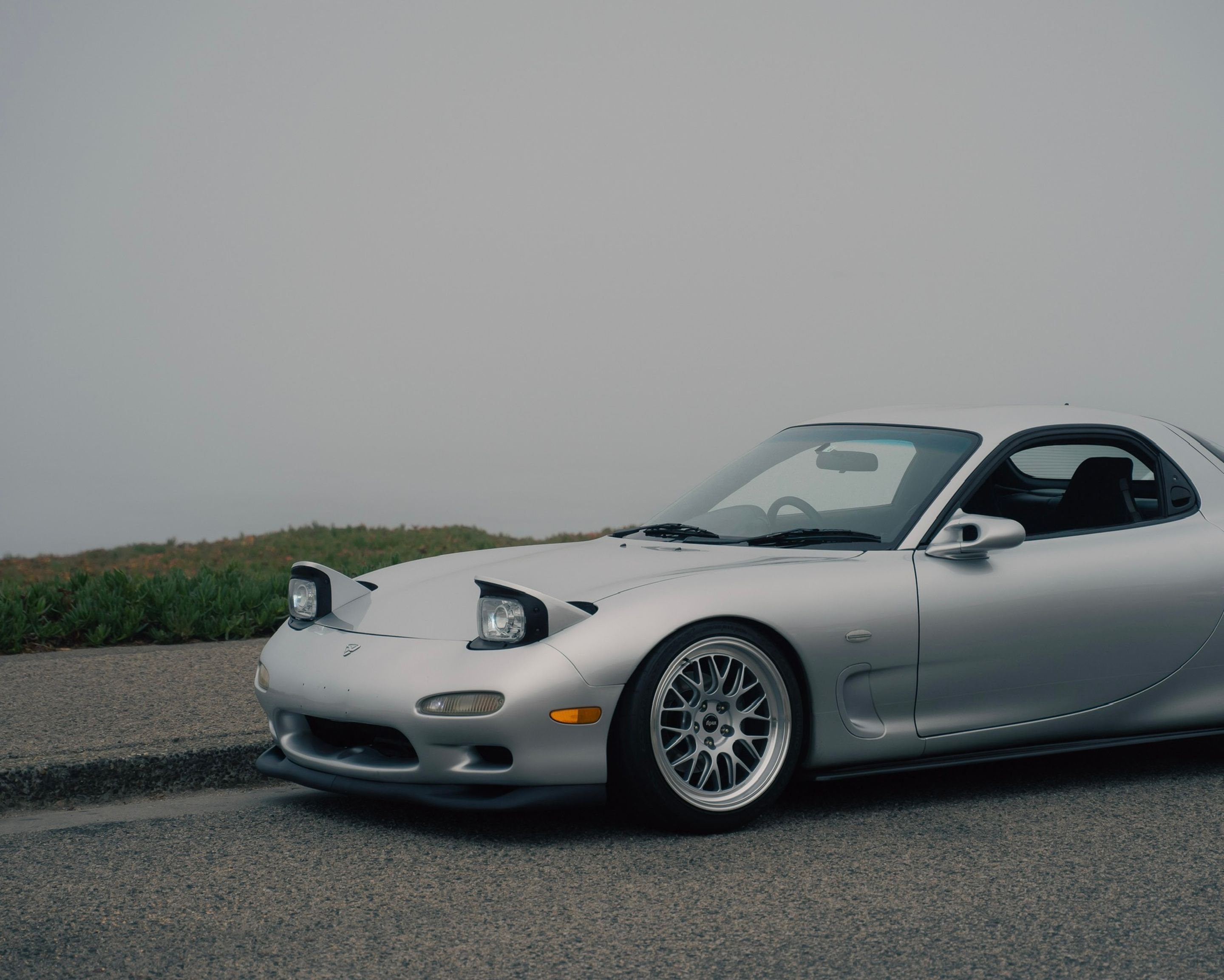 Silver Mazda FD RX-7 with 18" ML-10RT Apex wheels in Machined Lip Race Silver