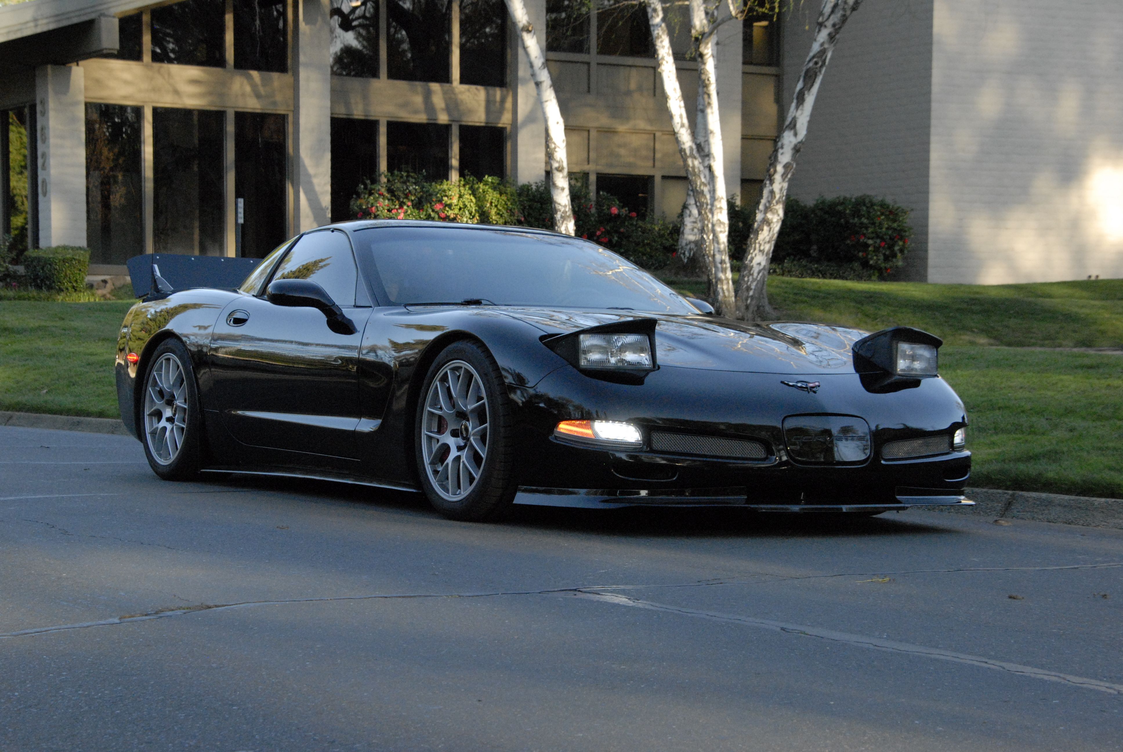 Black Chevrolet Corvette - EC-7 in Race Silver