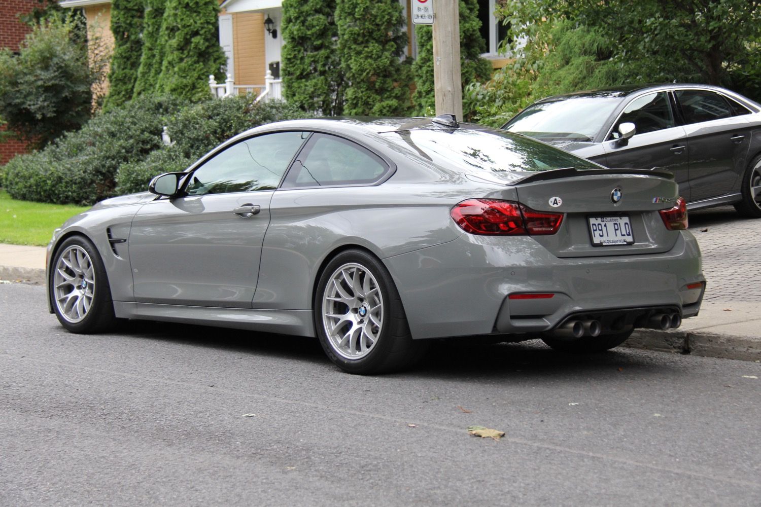 Grey BMW F82 Coupe M4 with 18" EC-7 Apex wheels in Race Silver