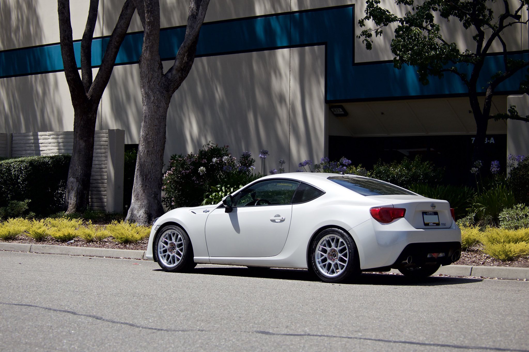 White Scion FR-S with 17" ARC-8 Apex wheels in Anthracite