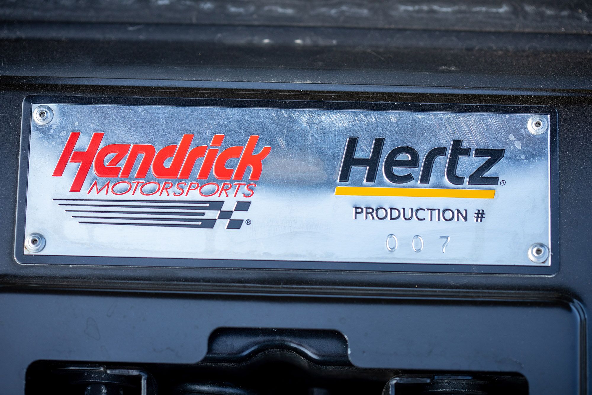 Black Chevrolet 6th Gen Camaro ZL1 1LE with 19" ARC-8 Apex wheels in Anthracite