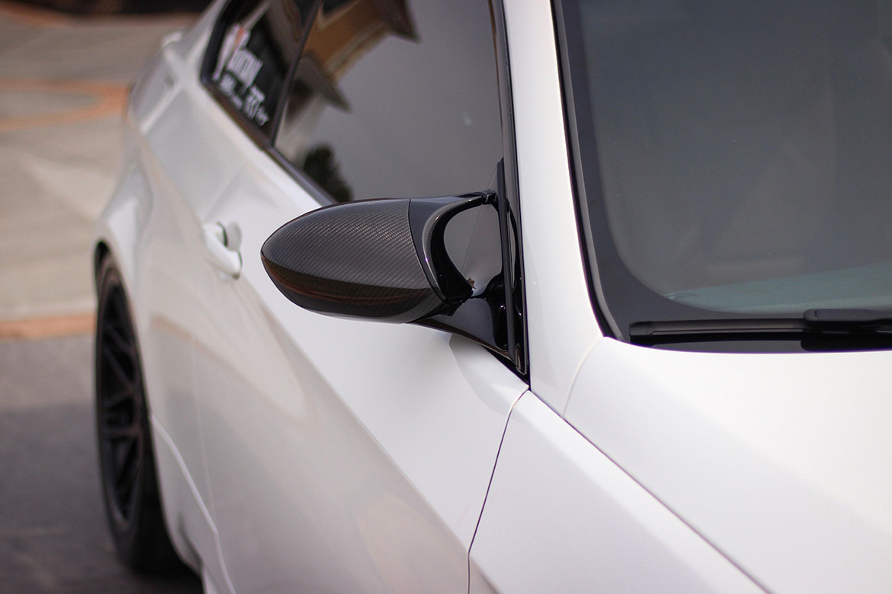 White BMW E92 Coupe M3 with 18" ARC-8 Apex wheels in Satin Black