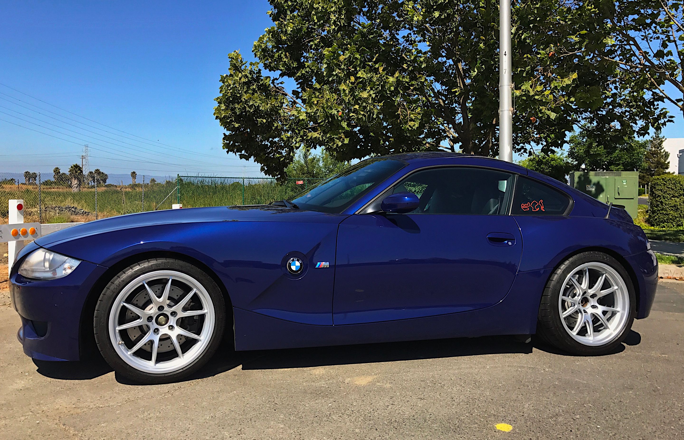 Blue BMW E86 Coupe Z4 M with 18" FL-5 Apex wheels in Race Silver