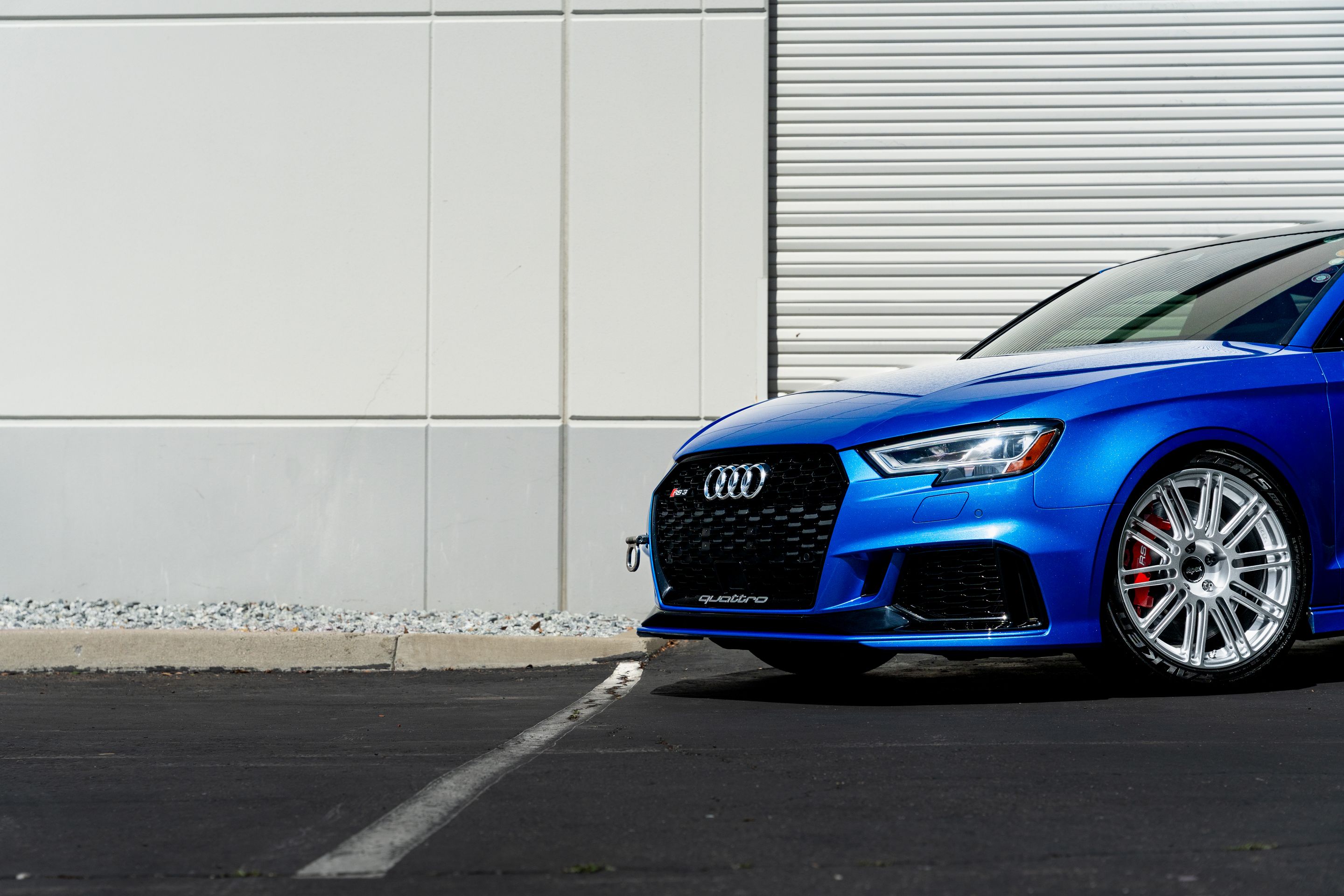 Blue Audi 8V RS 3 with 18" TC-10RT Apex wheels in Race Silver