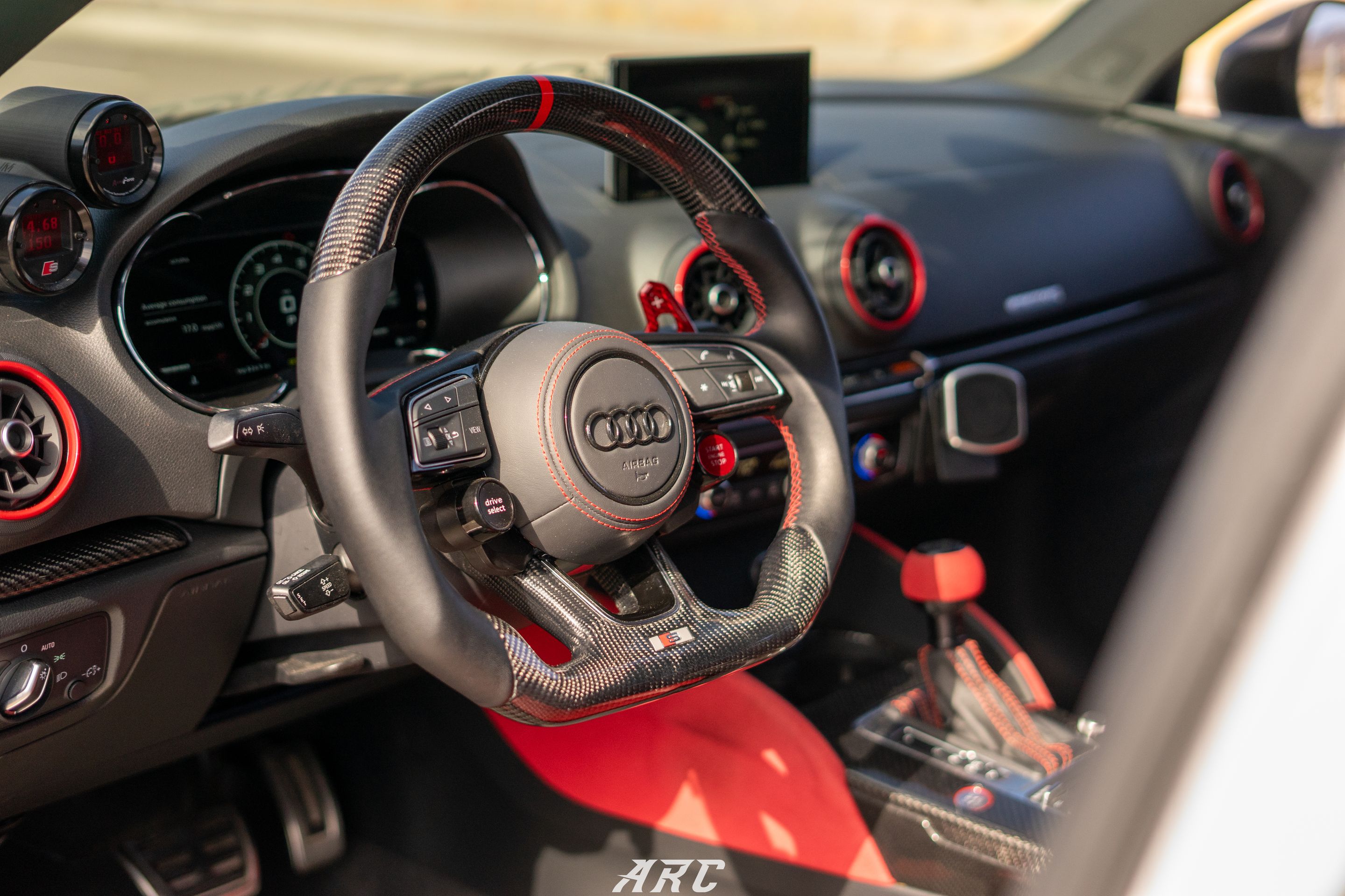 Race Livery Audi 8V A3 with 18" ML-10RT Apex wheels in Machined Lip Gloss Motorsport Gold