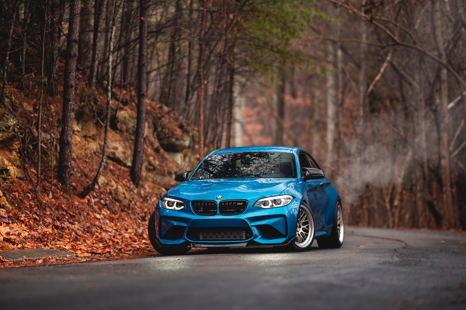 Blue BMW M2 - ML-10RT in Machined Lip Gloss Motorsport Gold