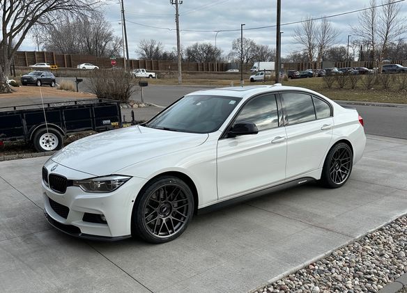 BMW F30 Sedan 3 Series with 19" ARC-8 in Anthracite