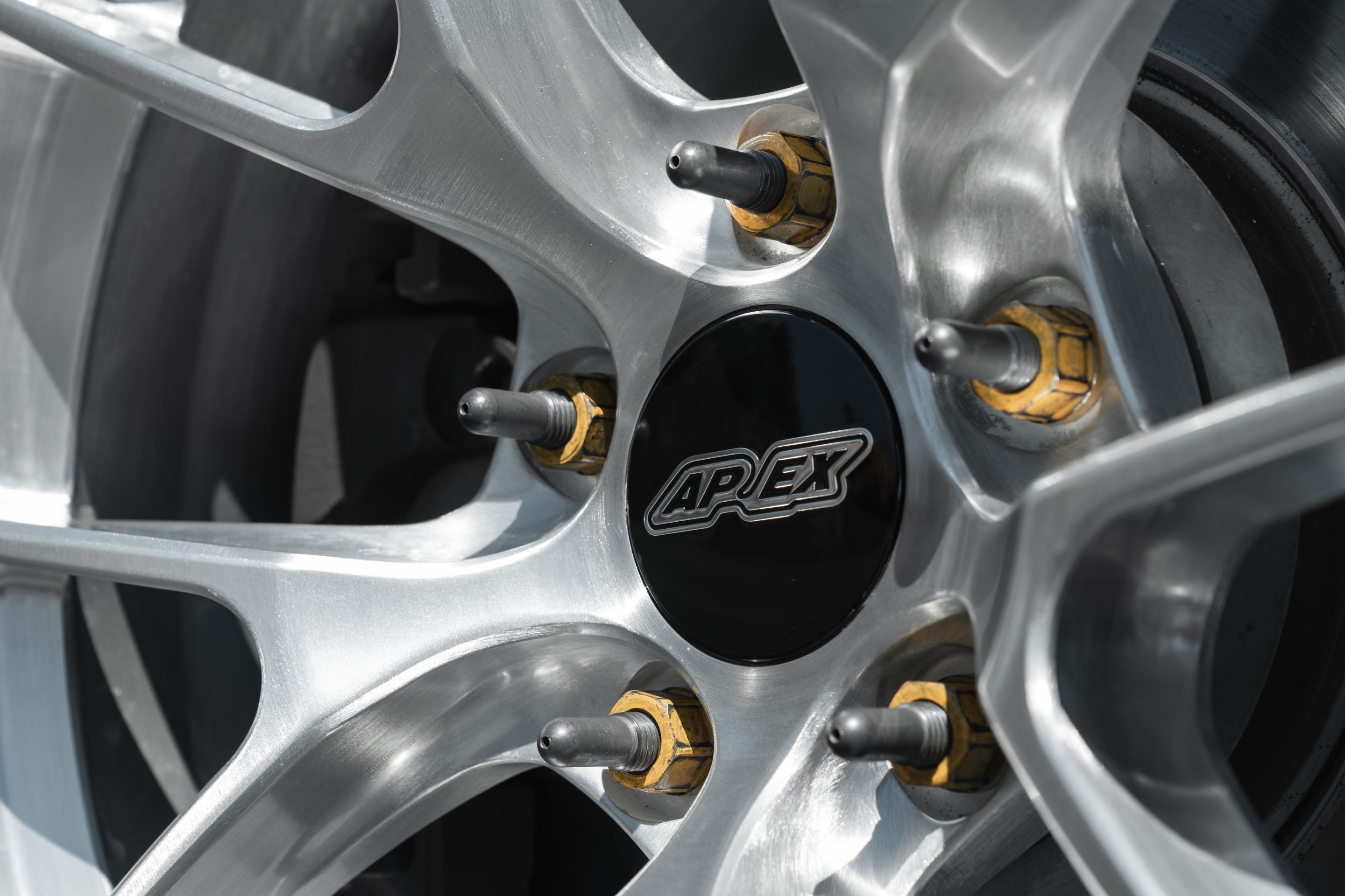 Multicolor BMW E46 3 Series with 17" VS-5RS Apex wheels in Brushed Clear