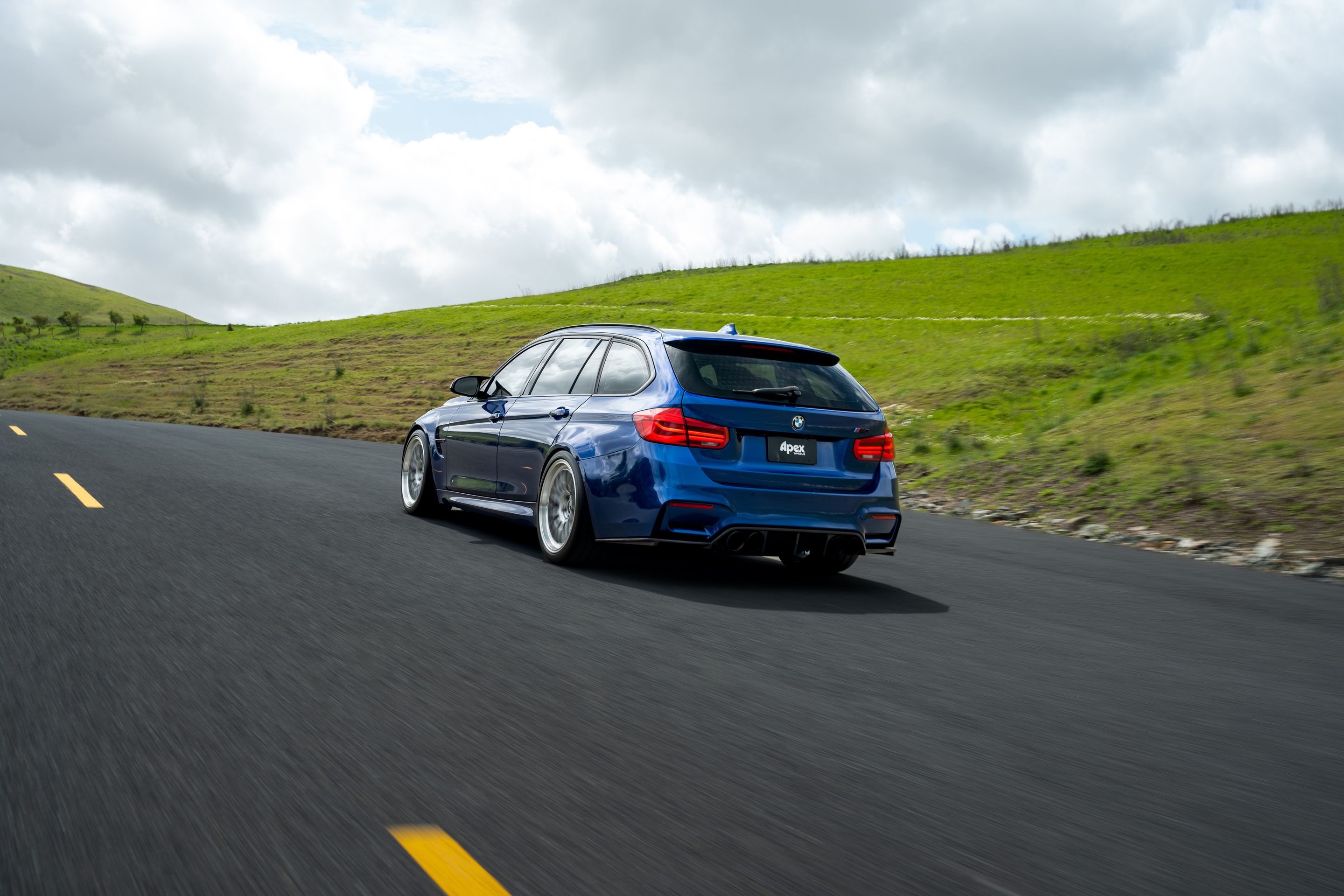 Blue BMW F80 M3 with 19" ML-10RT Apex wheels in Machined Lip Race Silver