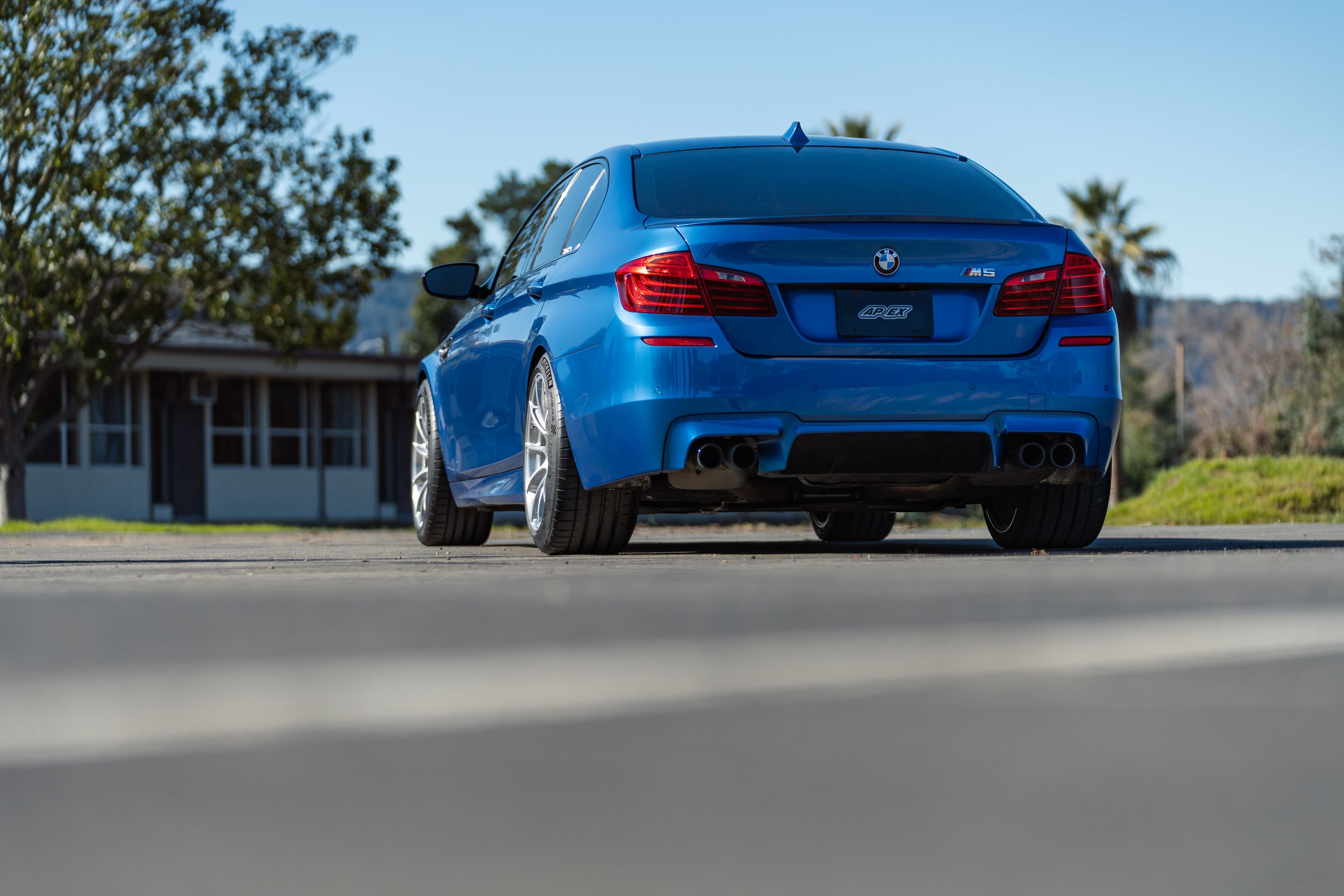 Blue BMW F10 M5 with 19" SM-10RS Apex wheels in Brushed Clear