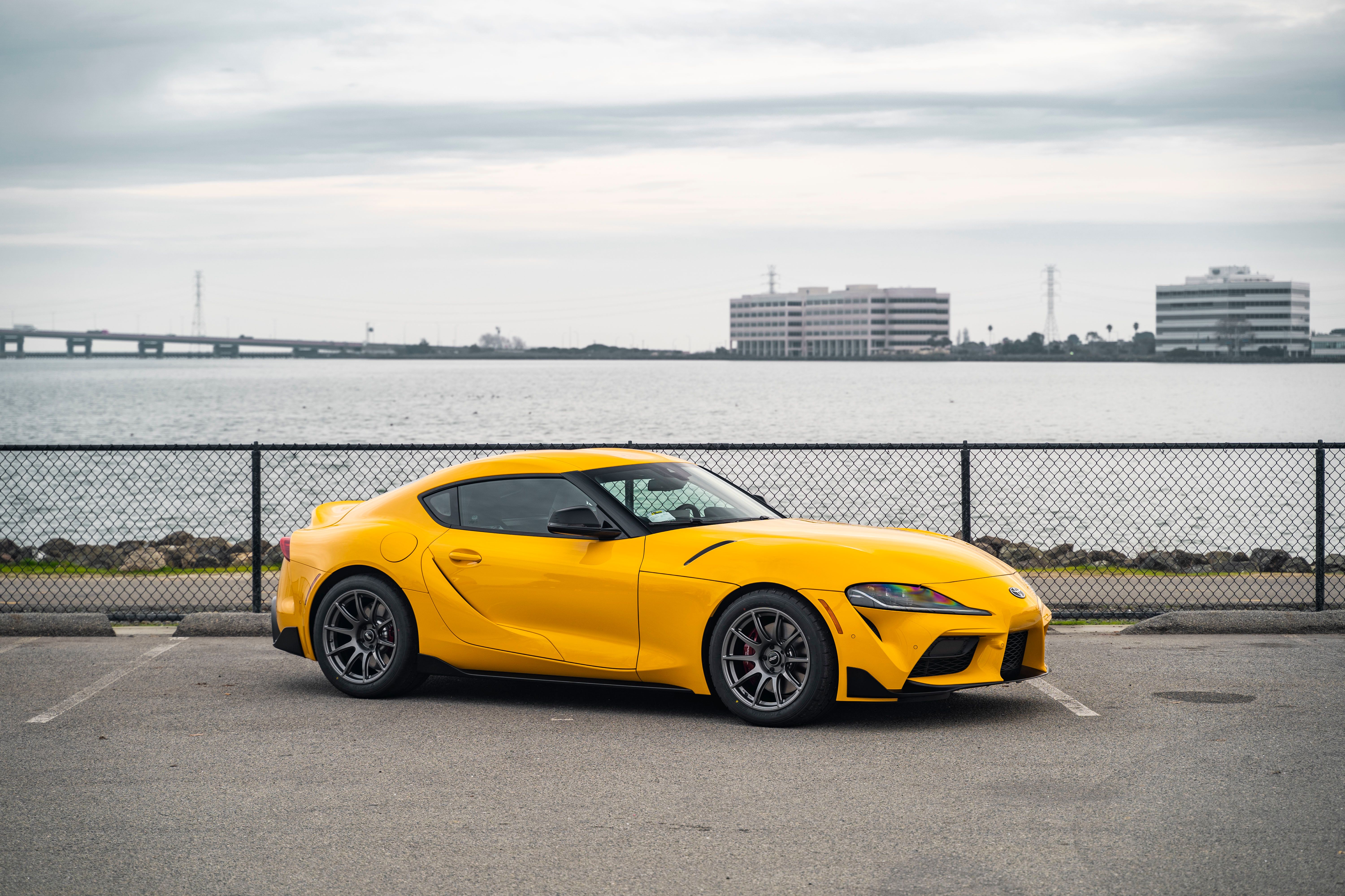 Yellow Toyota Supra - SM-10 in Anthracite