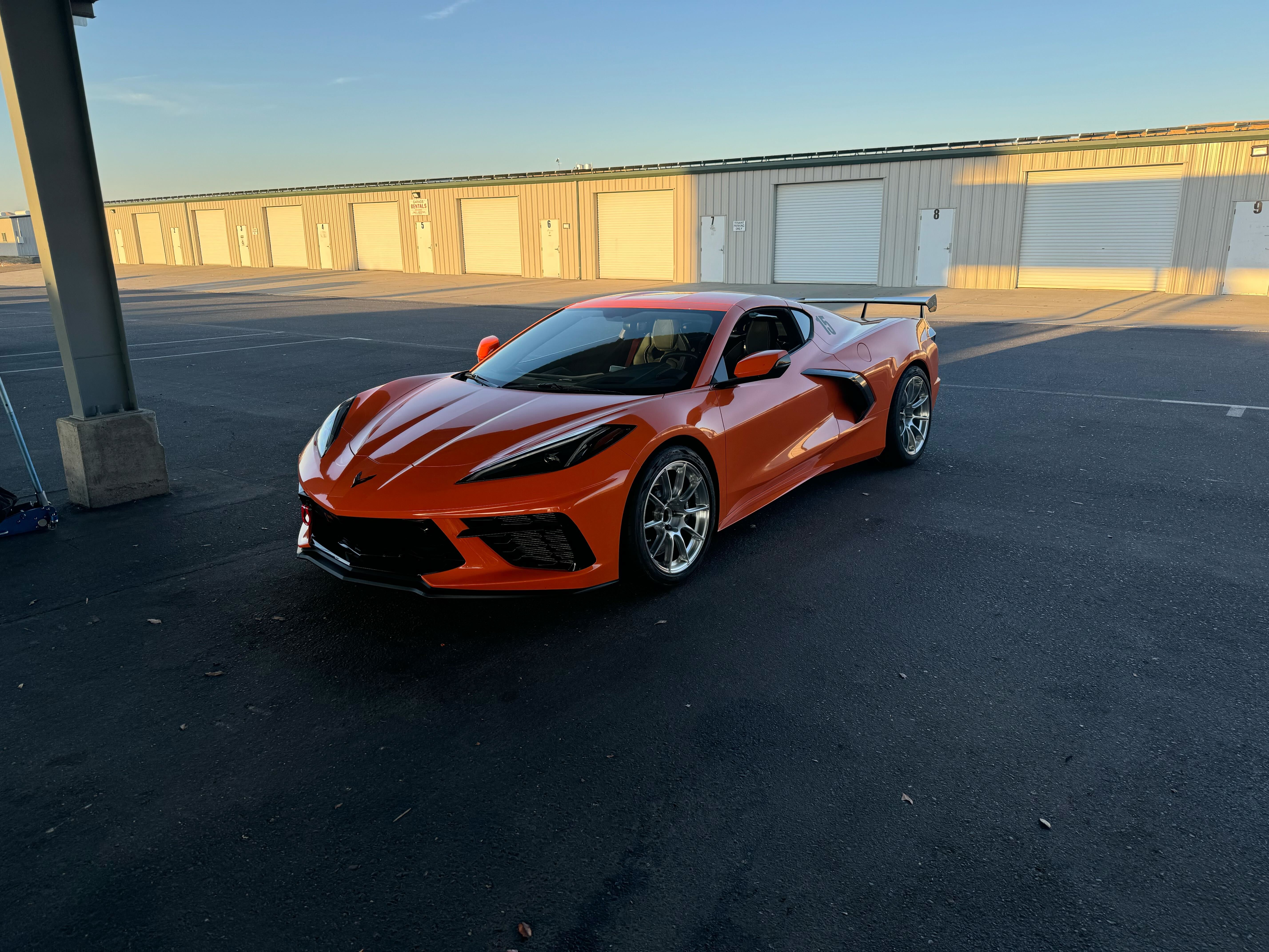 Chevrolet C8 Corvette Stingray/Z51 with 18