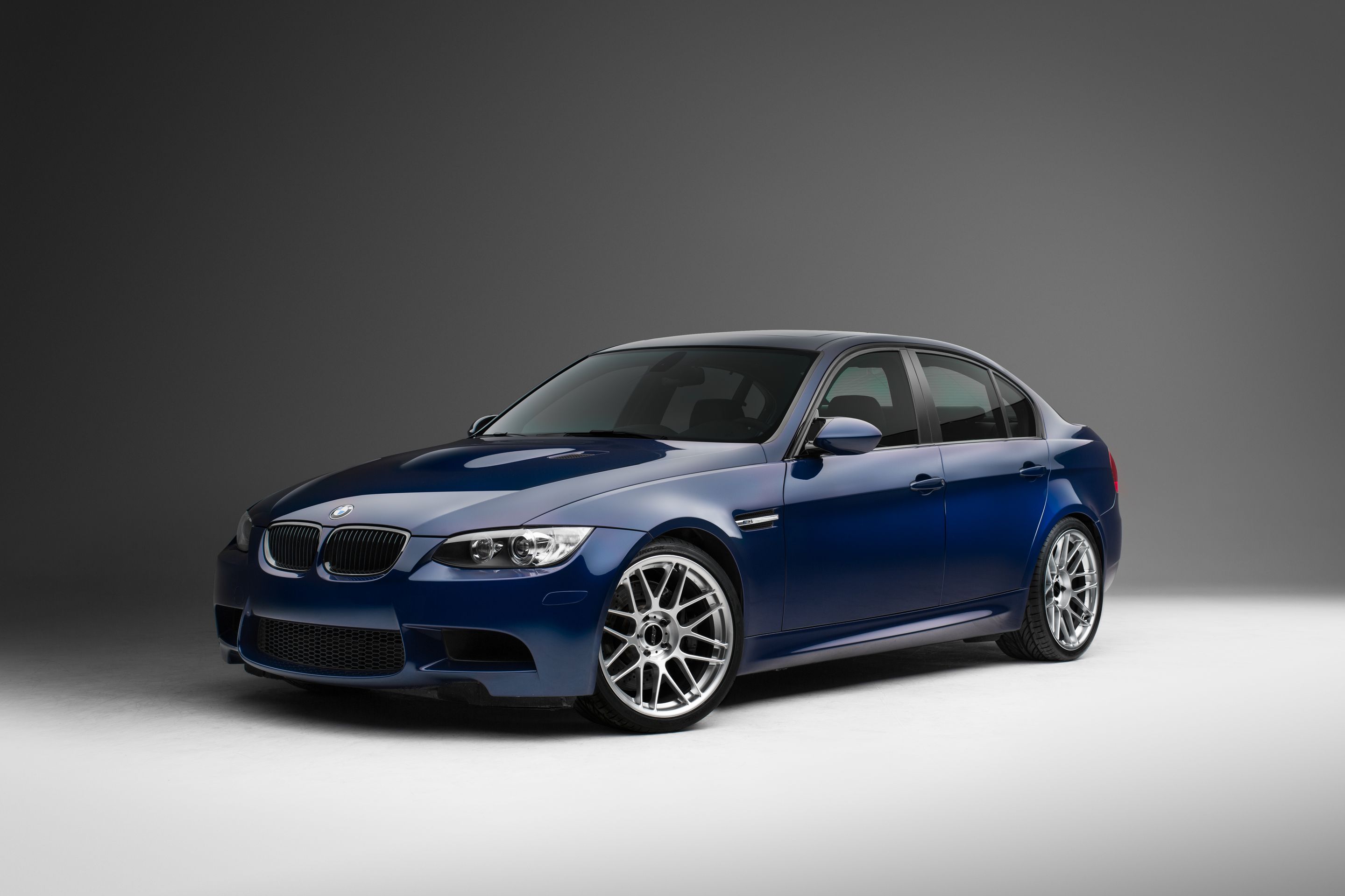 Blue BMW E90 Sedan M3 with 19" ARC-8 Apex wheels in Hyper Silver