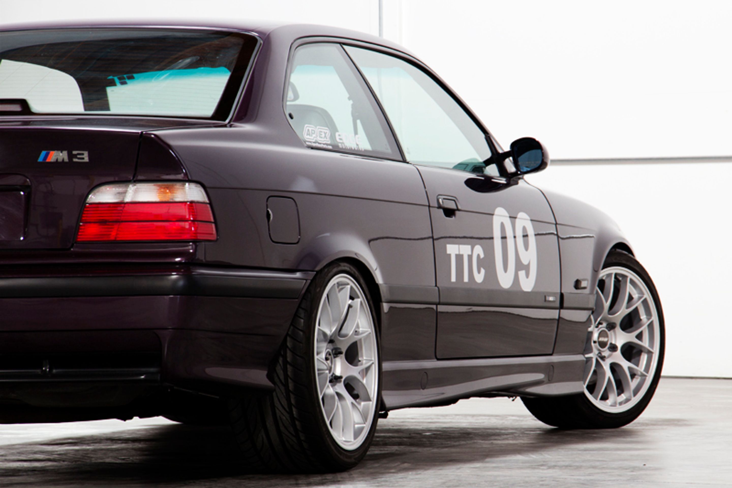 Purple BMW E36 M3 with 18" EC-7 Apex wheels in Race Silver