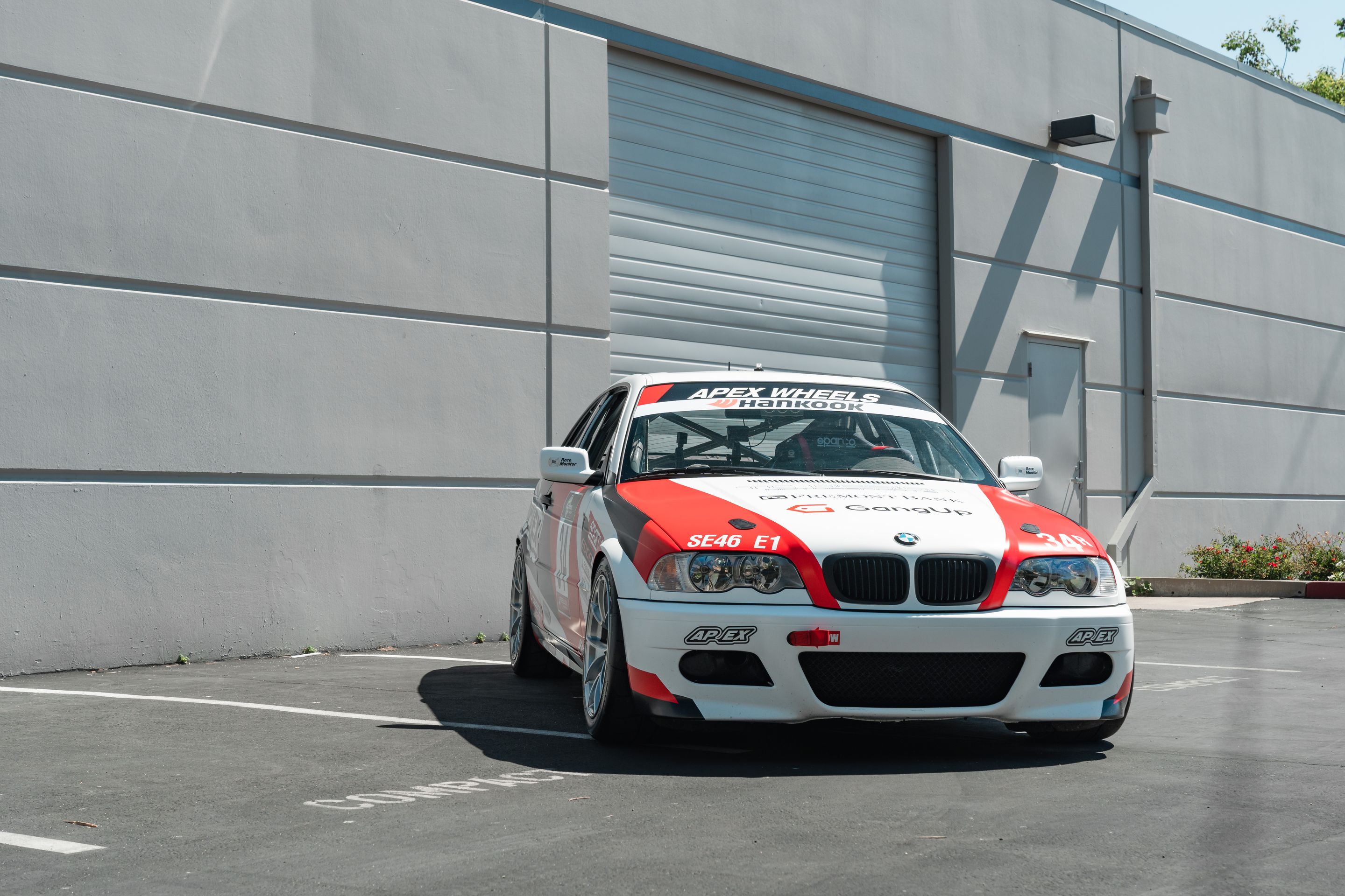 Multicolor BMW E46 3 Series with 17" VS-5RS Apex wheels in Brushed Clear